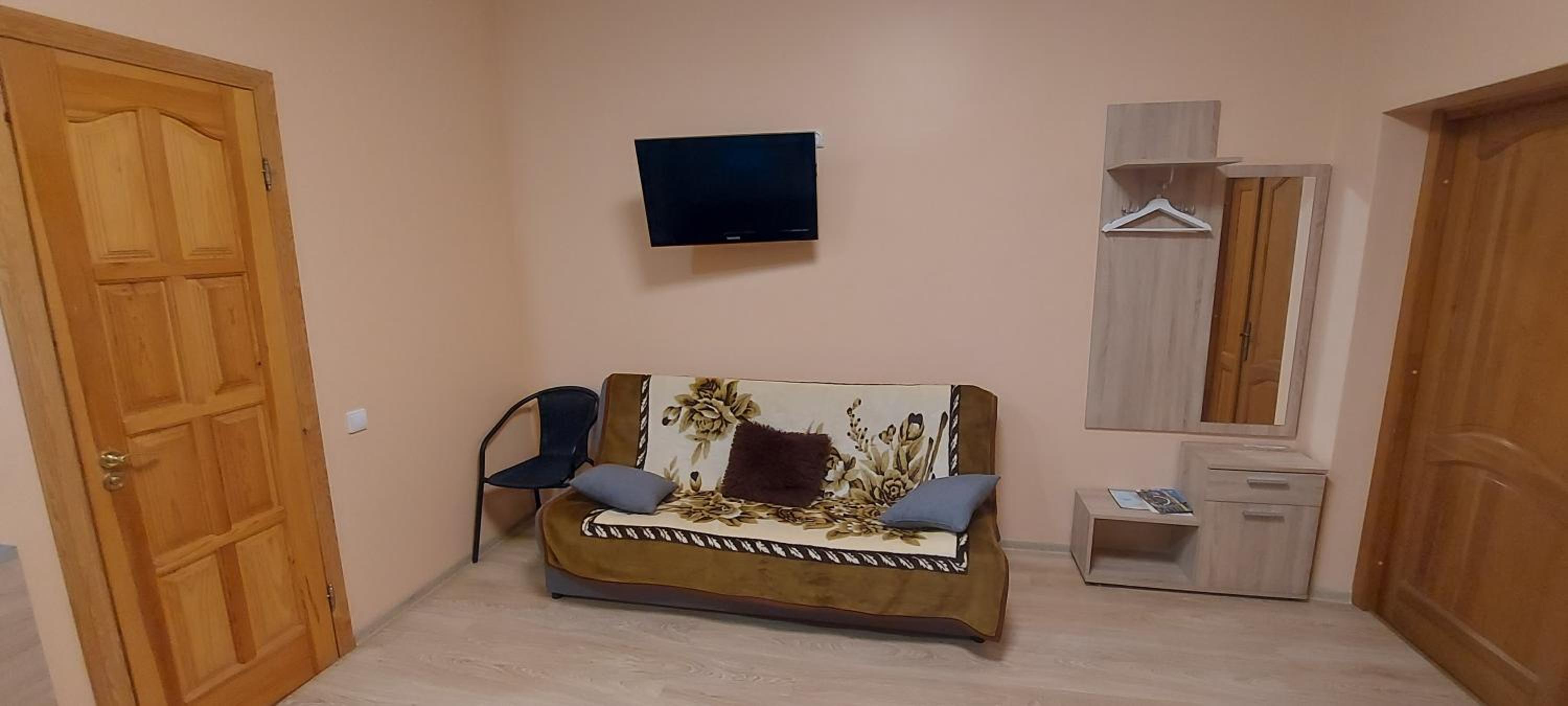 Comfort Triple Room with Shower photo 1