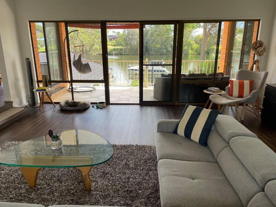 Three-Bedroom House photo 2
