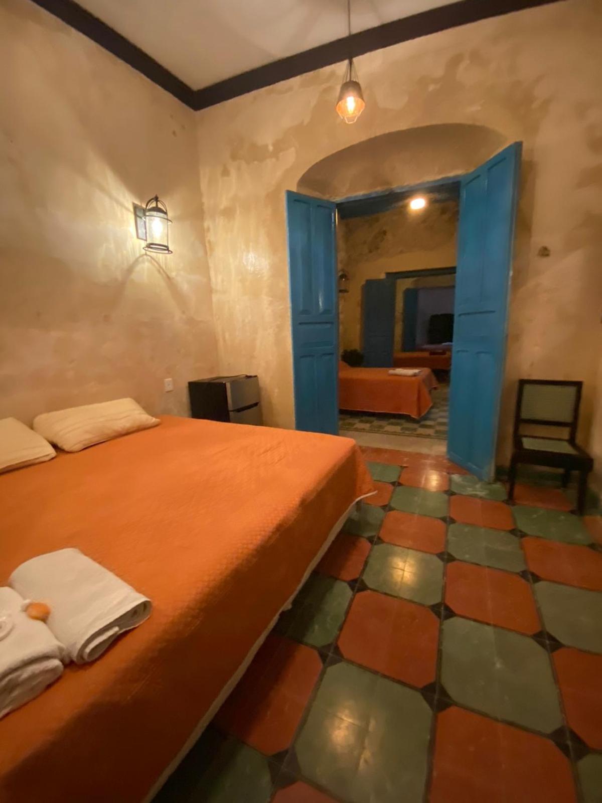 Standard Queen Room With Two Queen Beds photo 3