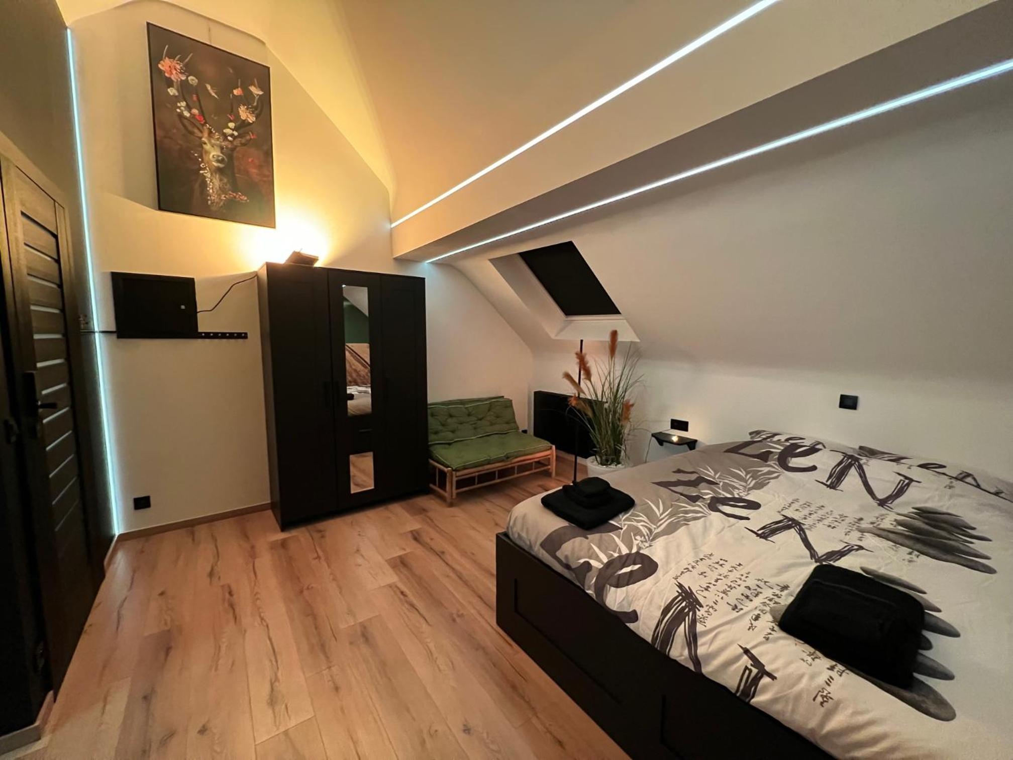 Three-Bedroom Townhouse photo 1