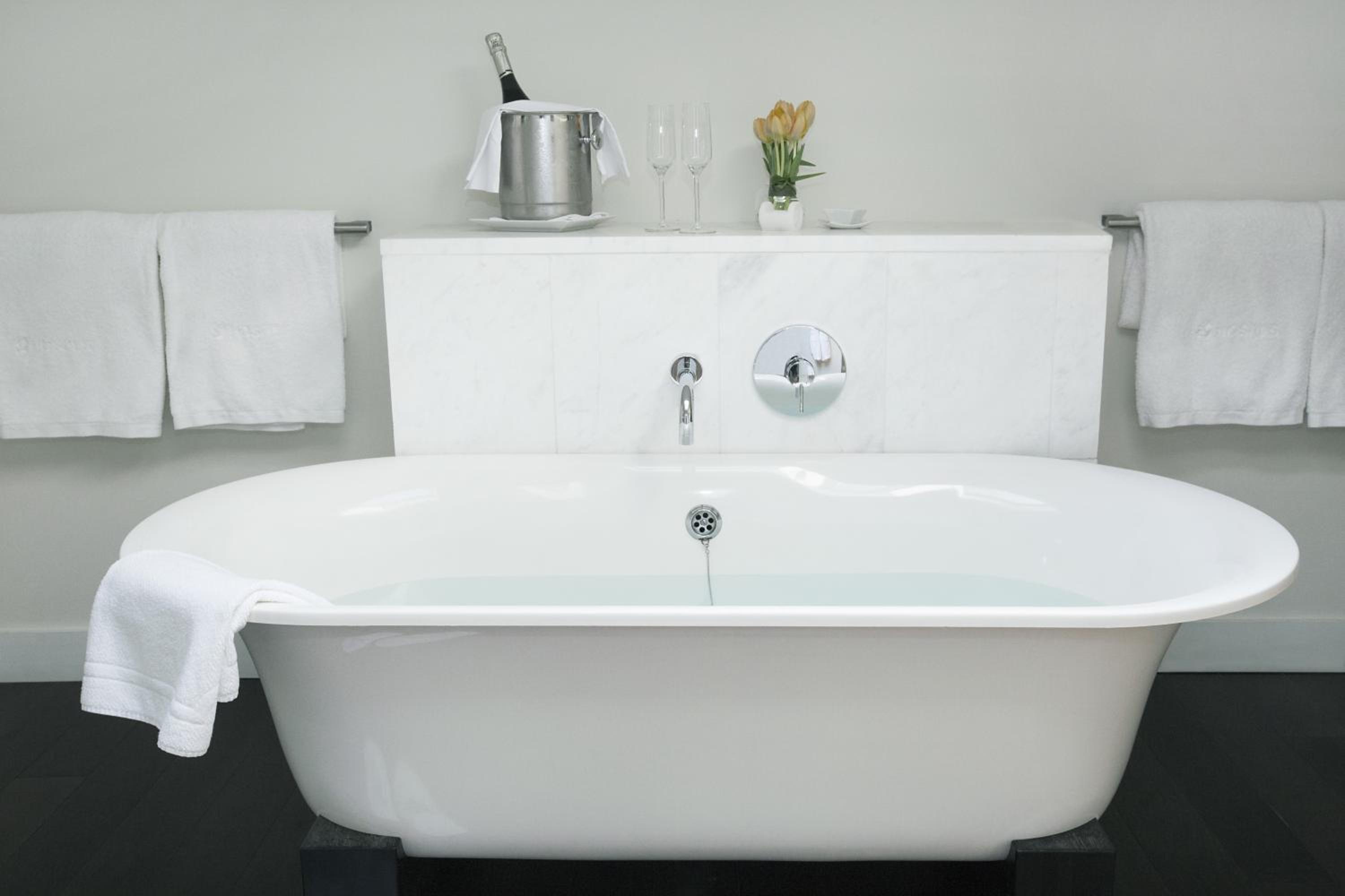 Junior Suite - Photo 16