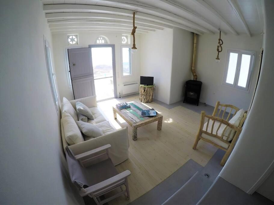 Three-Bedroom Villa photo 1