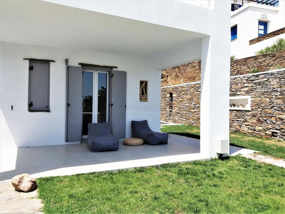Three-Bedroom Villa photo 2