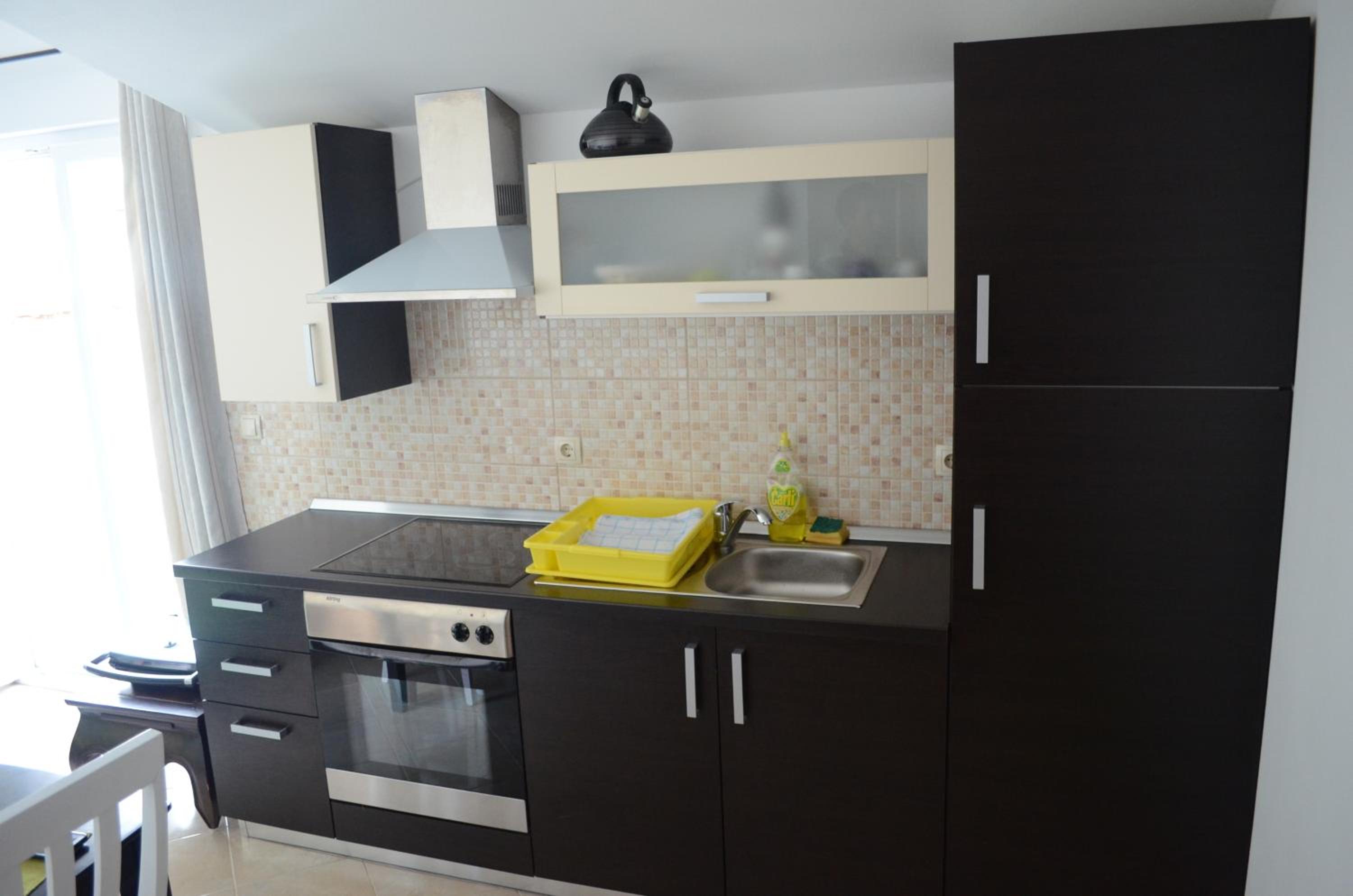 Two-Bedroom Apartment - Photo 4