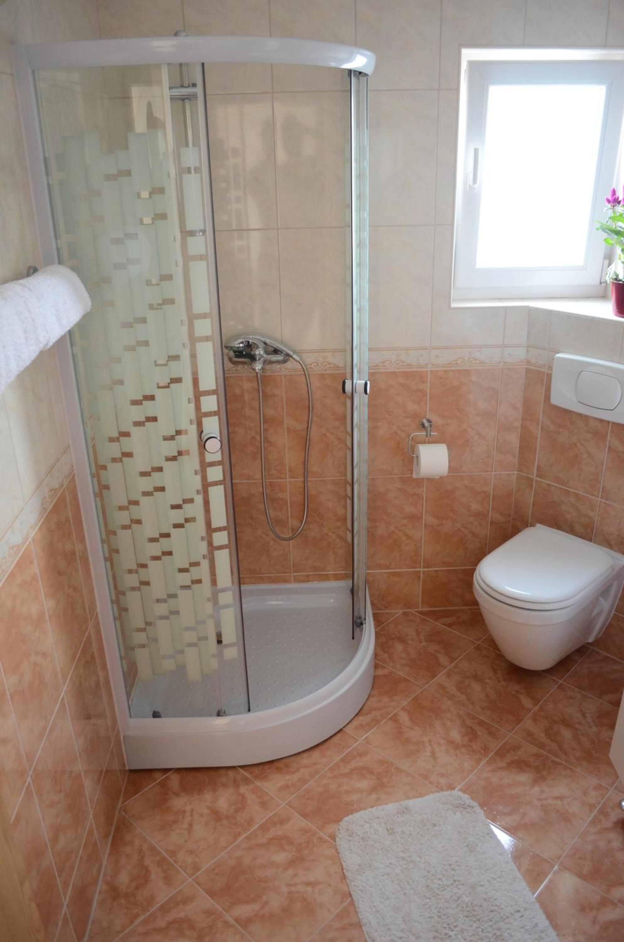 Two-Bedroom Apartment - Photo 6