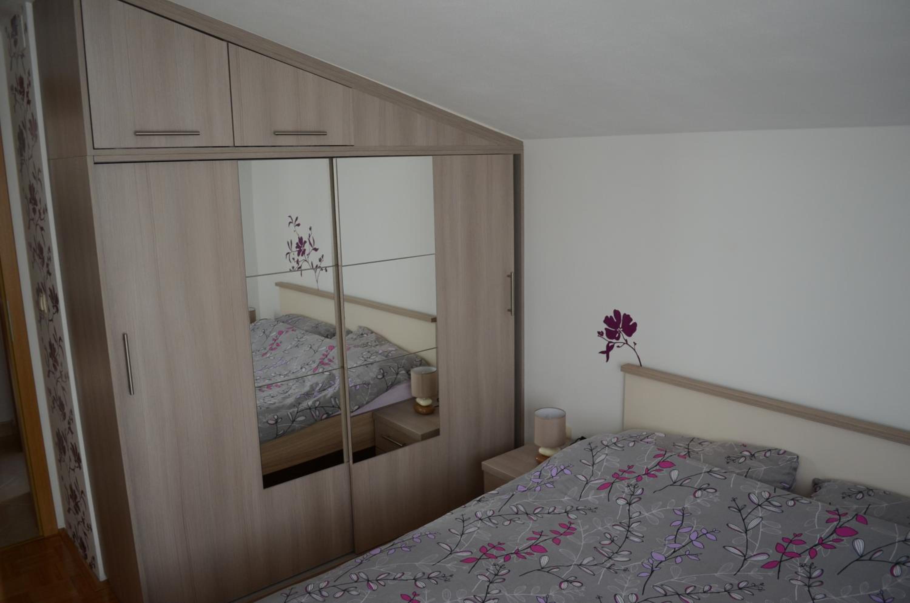 Two-Bedroom Apartment - Photo 3