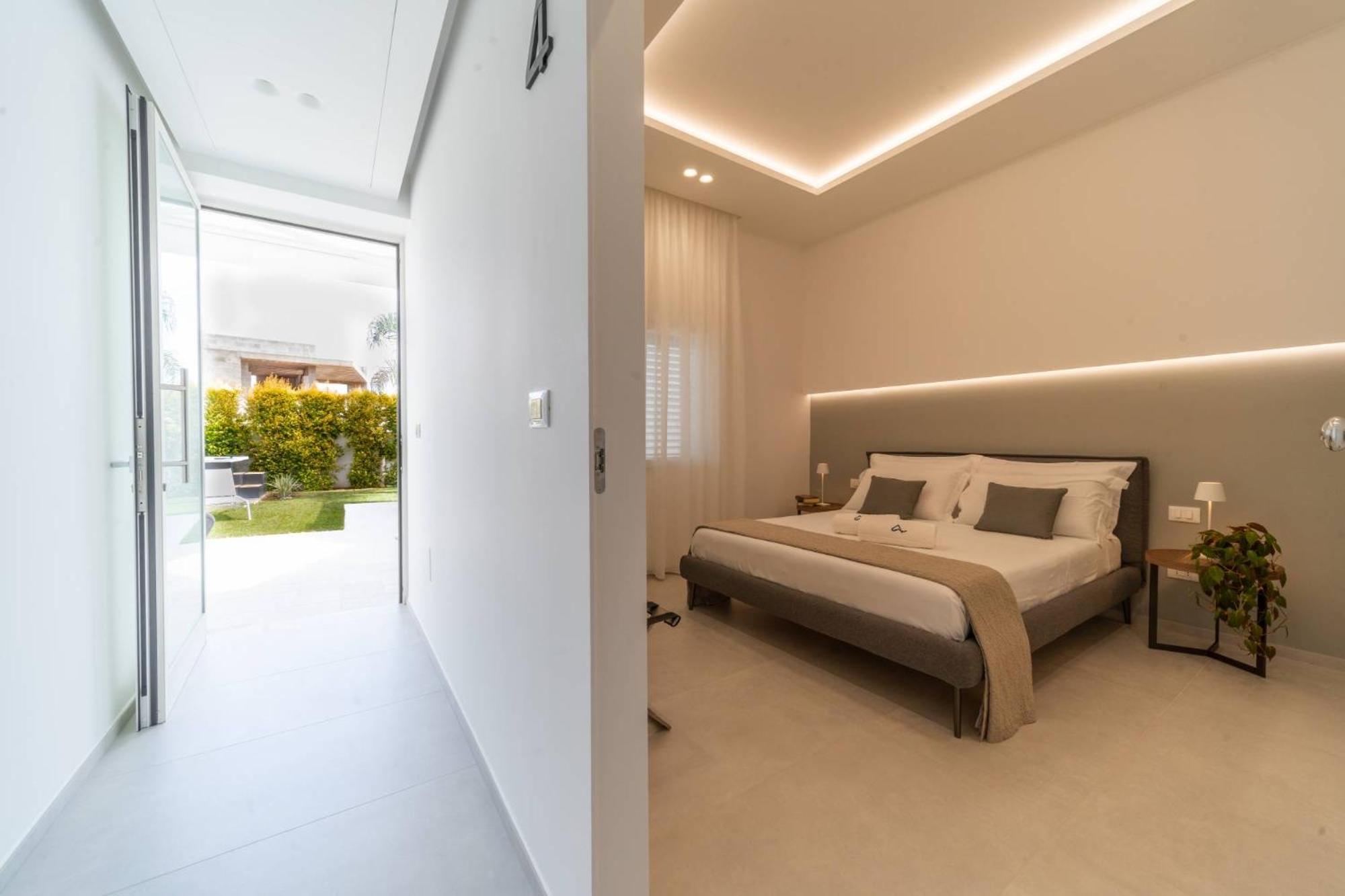 Double Room with Private Bathroom photo 2