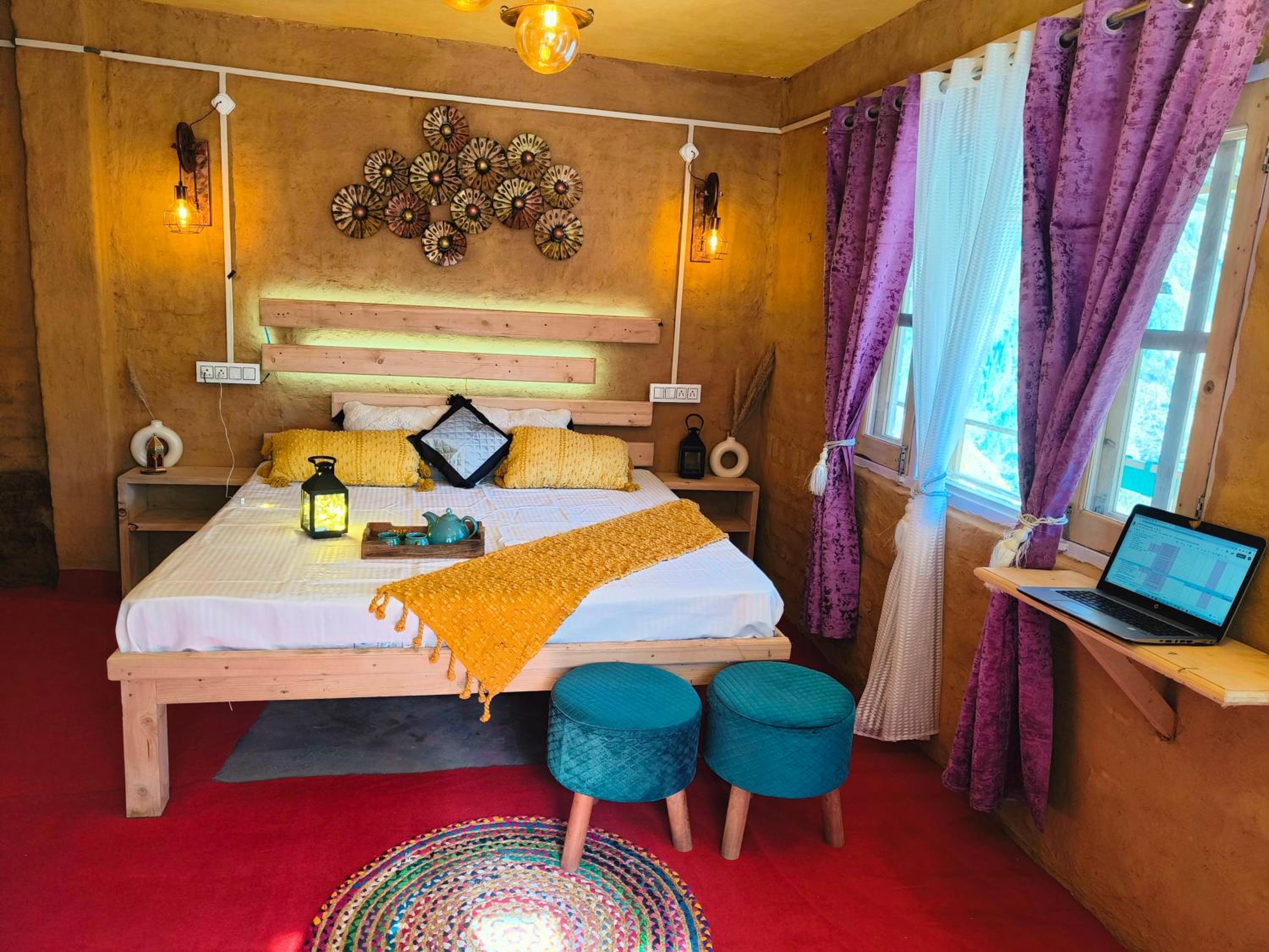 King Room with Mountain View - Photo 1