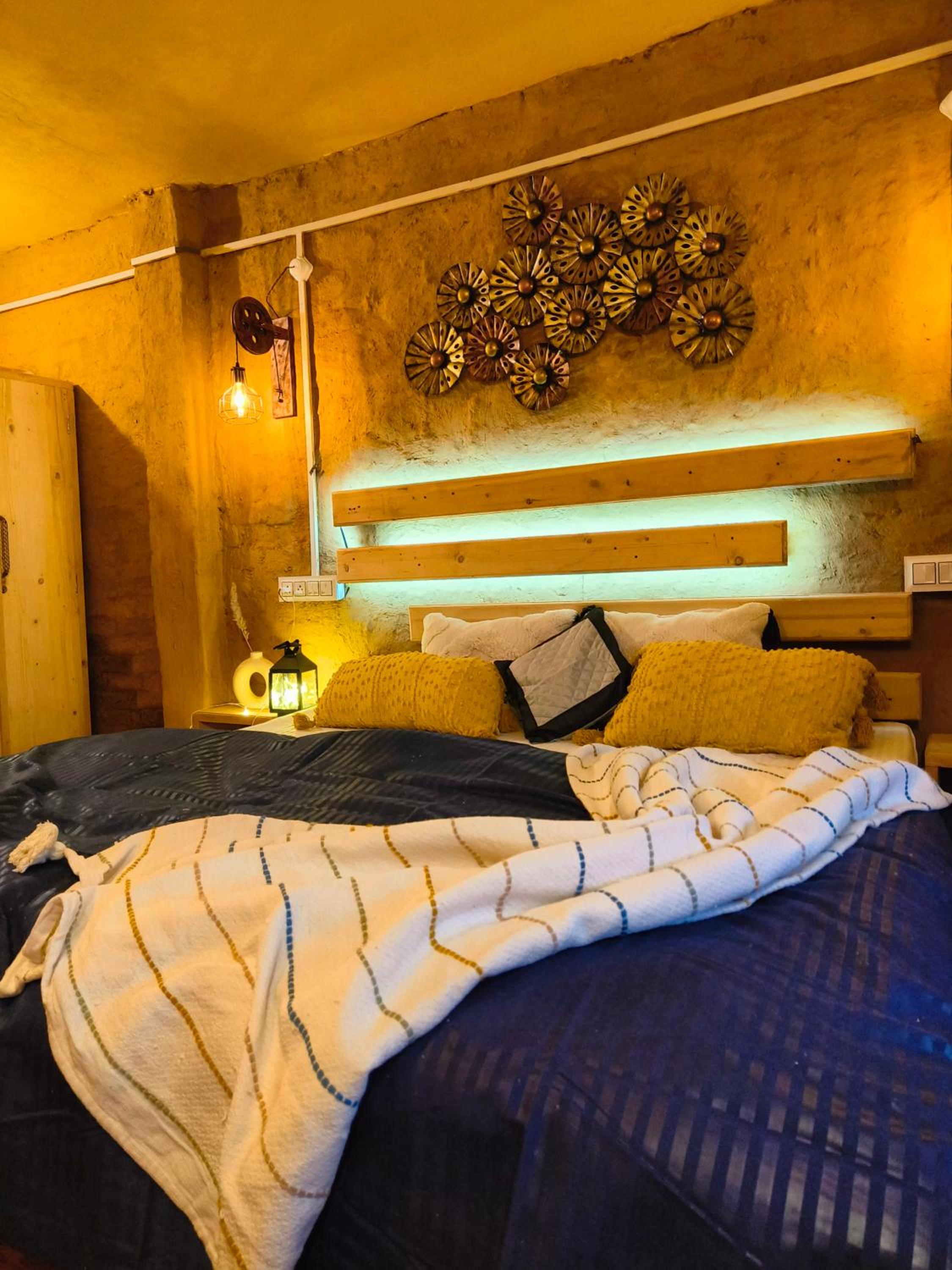 King Room with Mountain View - Photo 17