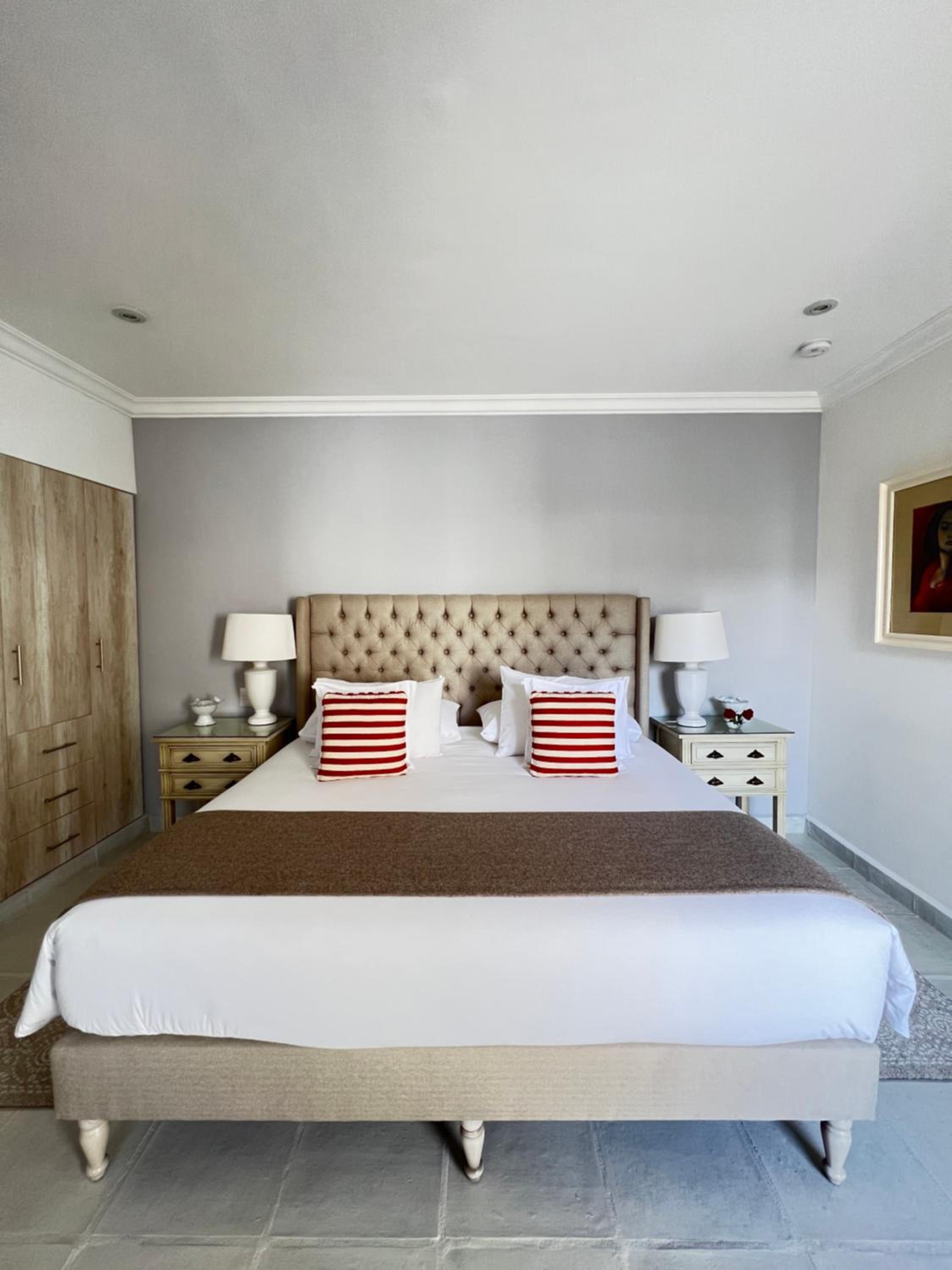 King Suite - Photo 3