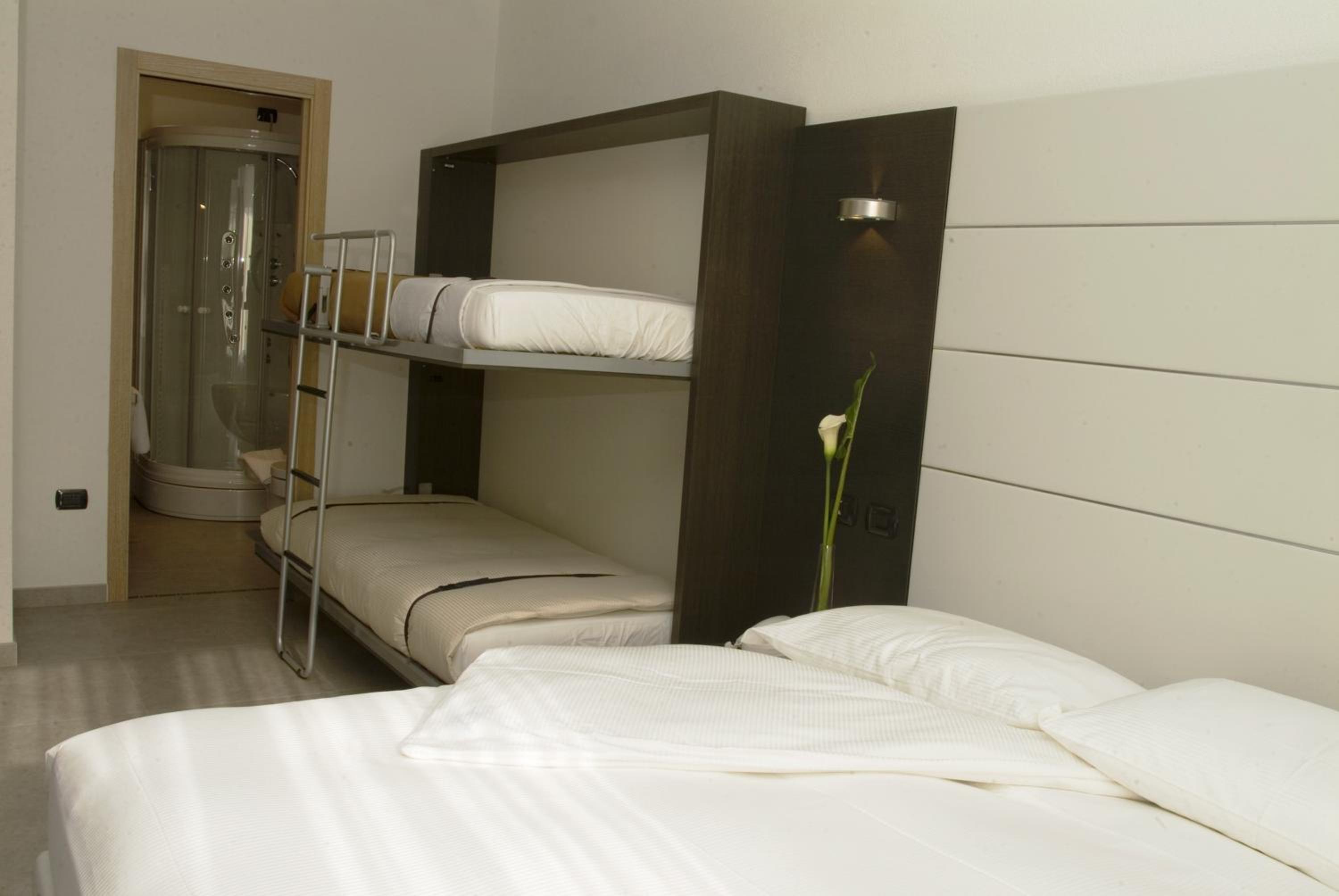 Quadruple Room photo 1