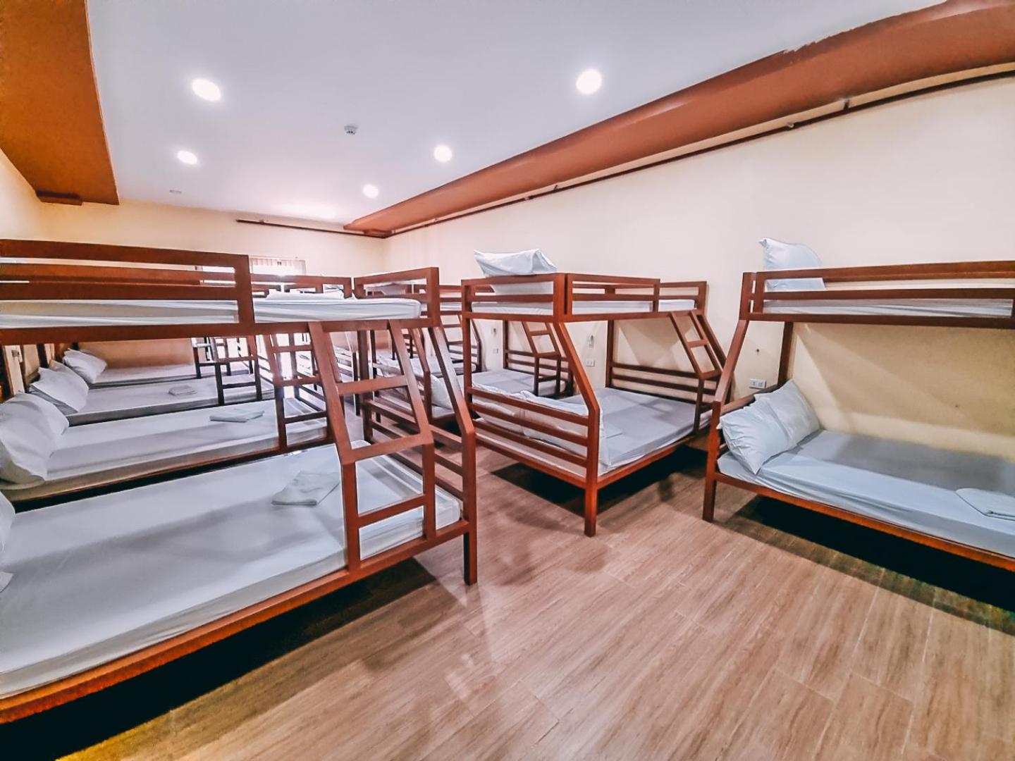 Mixed Dormitory Room photo 3