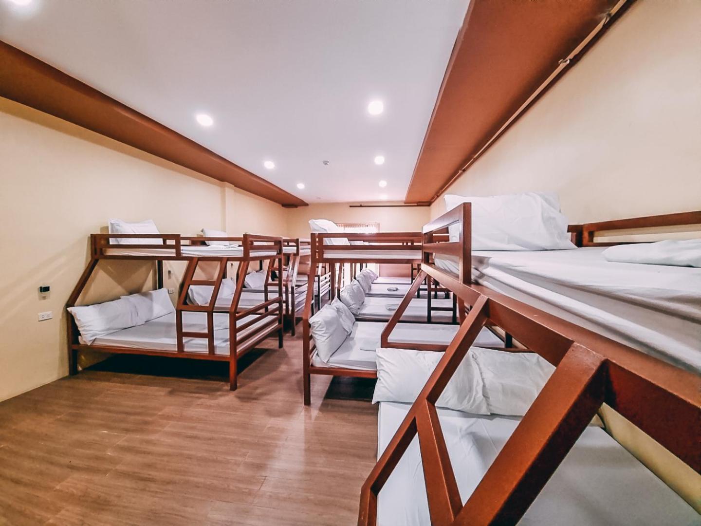 混合宿舍房