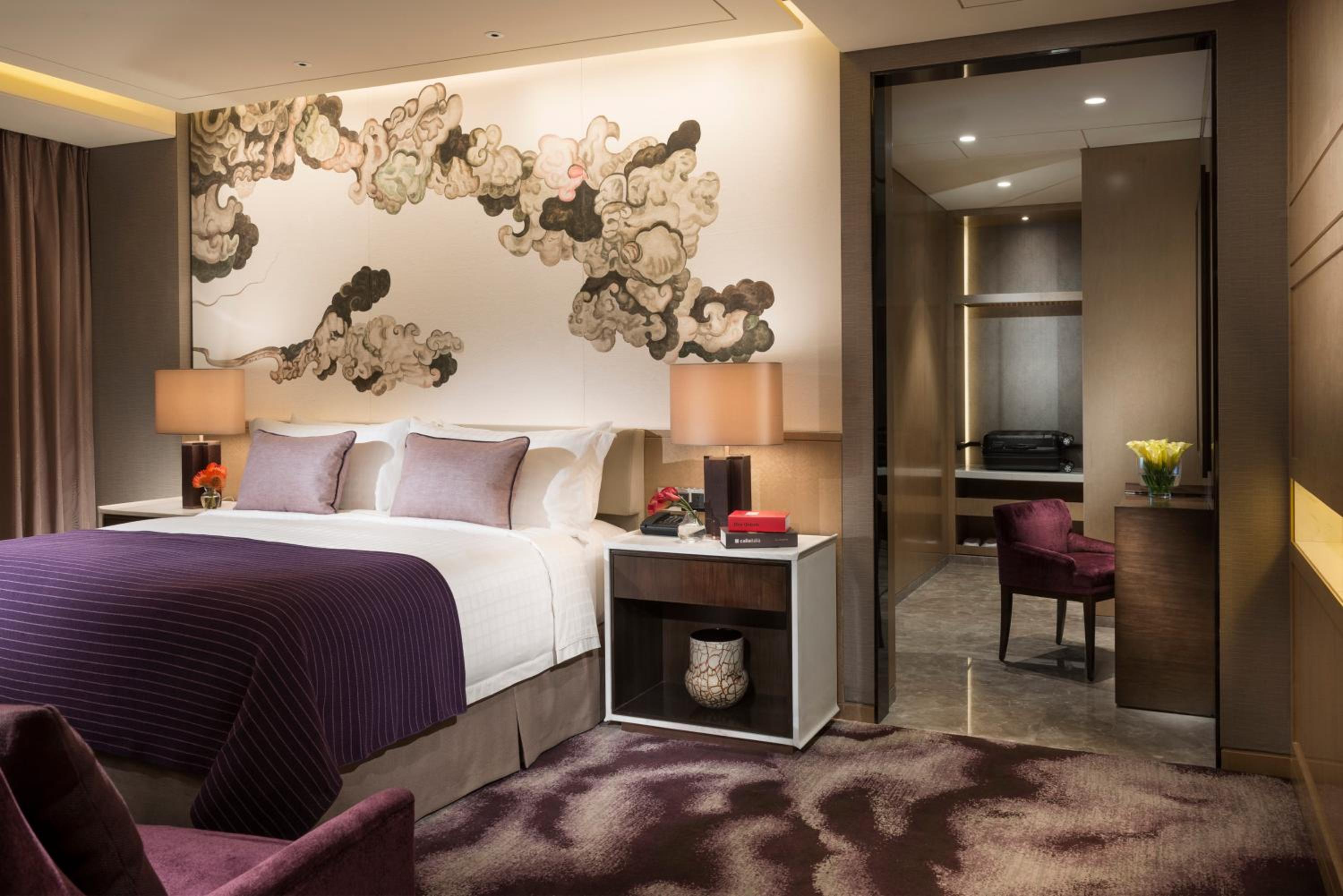 Executive King Suite