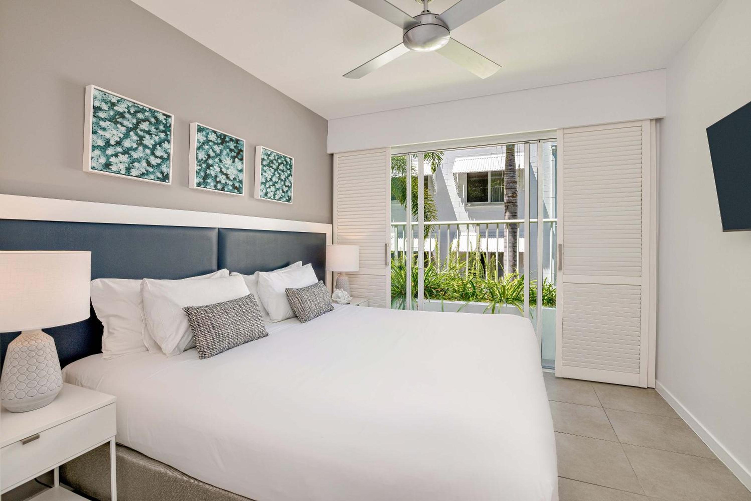 Two-Bedroom Suite With Plunge Pool - Weekly Housekeeping