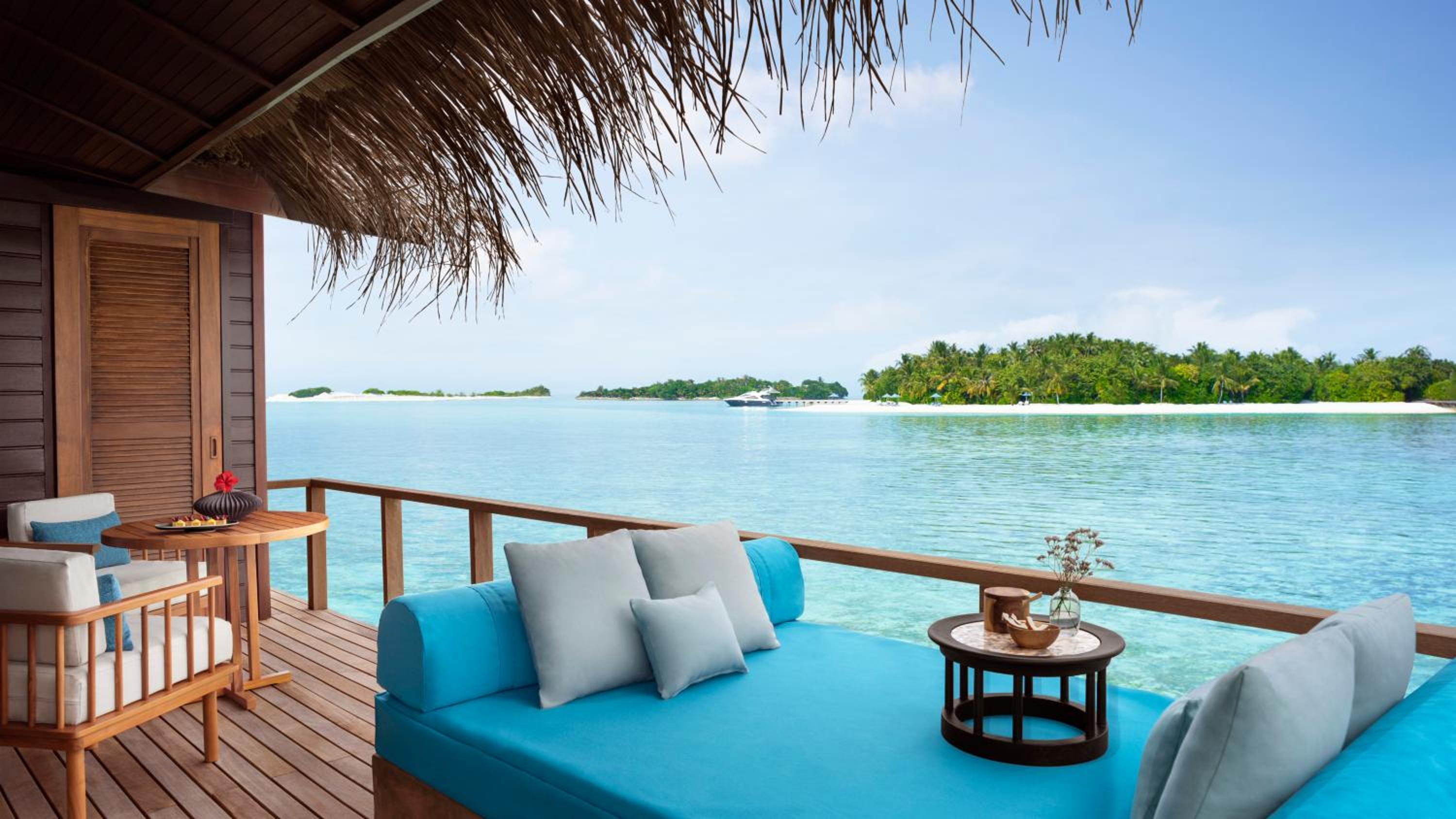 Superior Over Water Villa - Photo 4