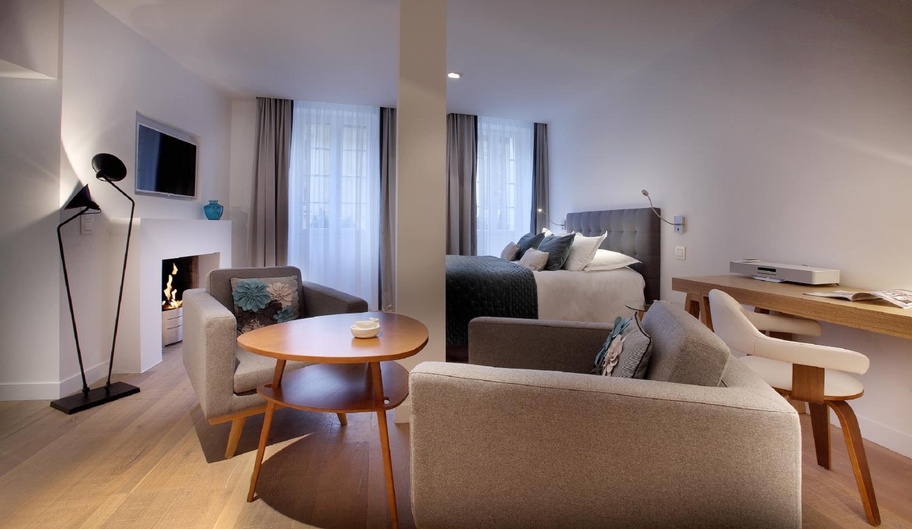 Deux Suites Communicantes