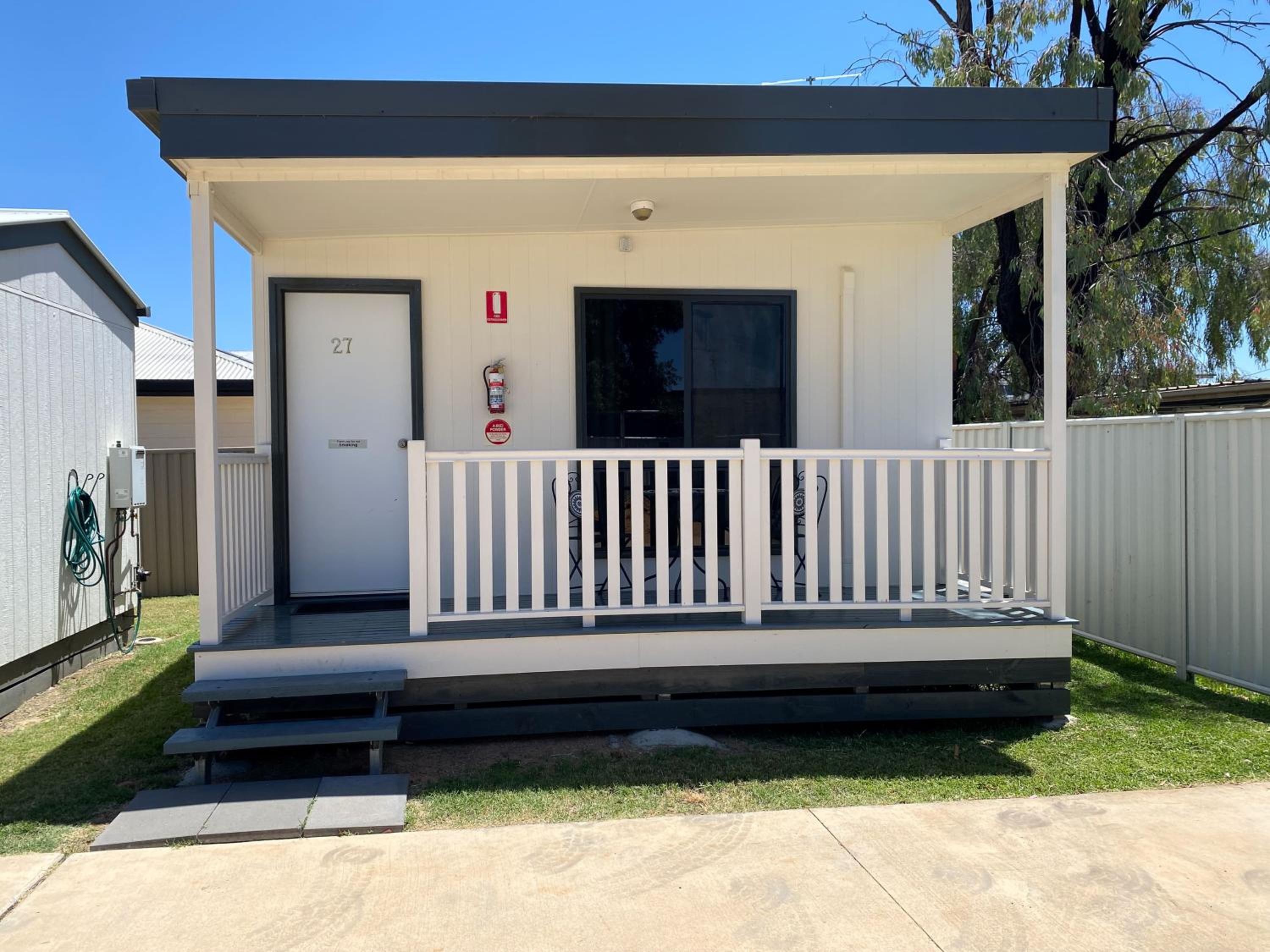 Superior Bungalow photo 3