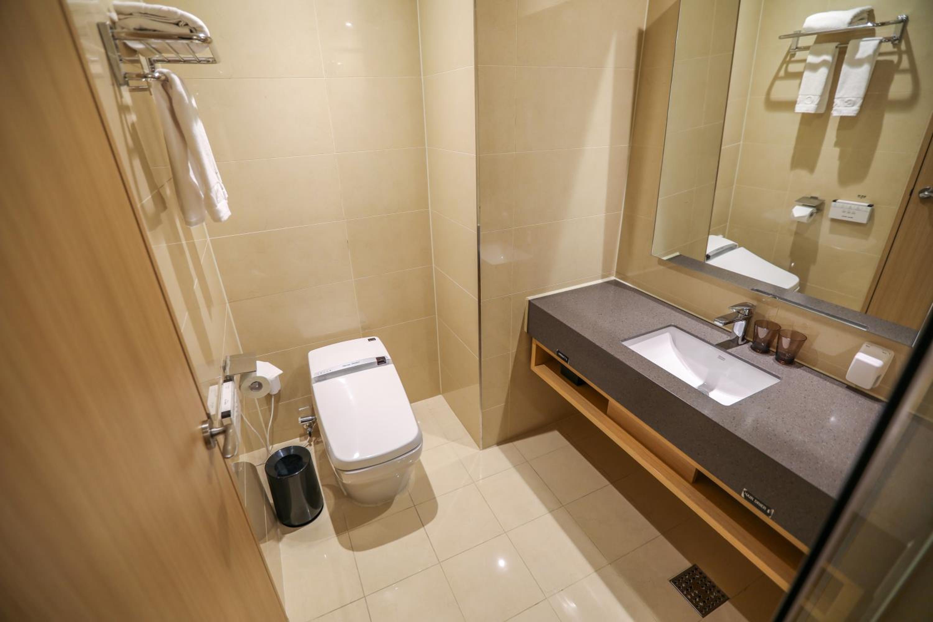 Deluxe Family Double Room Ocean View photo 3