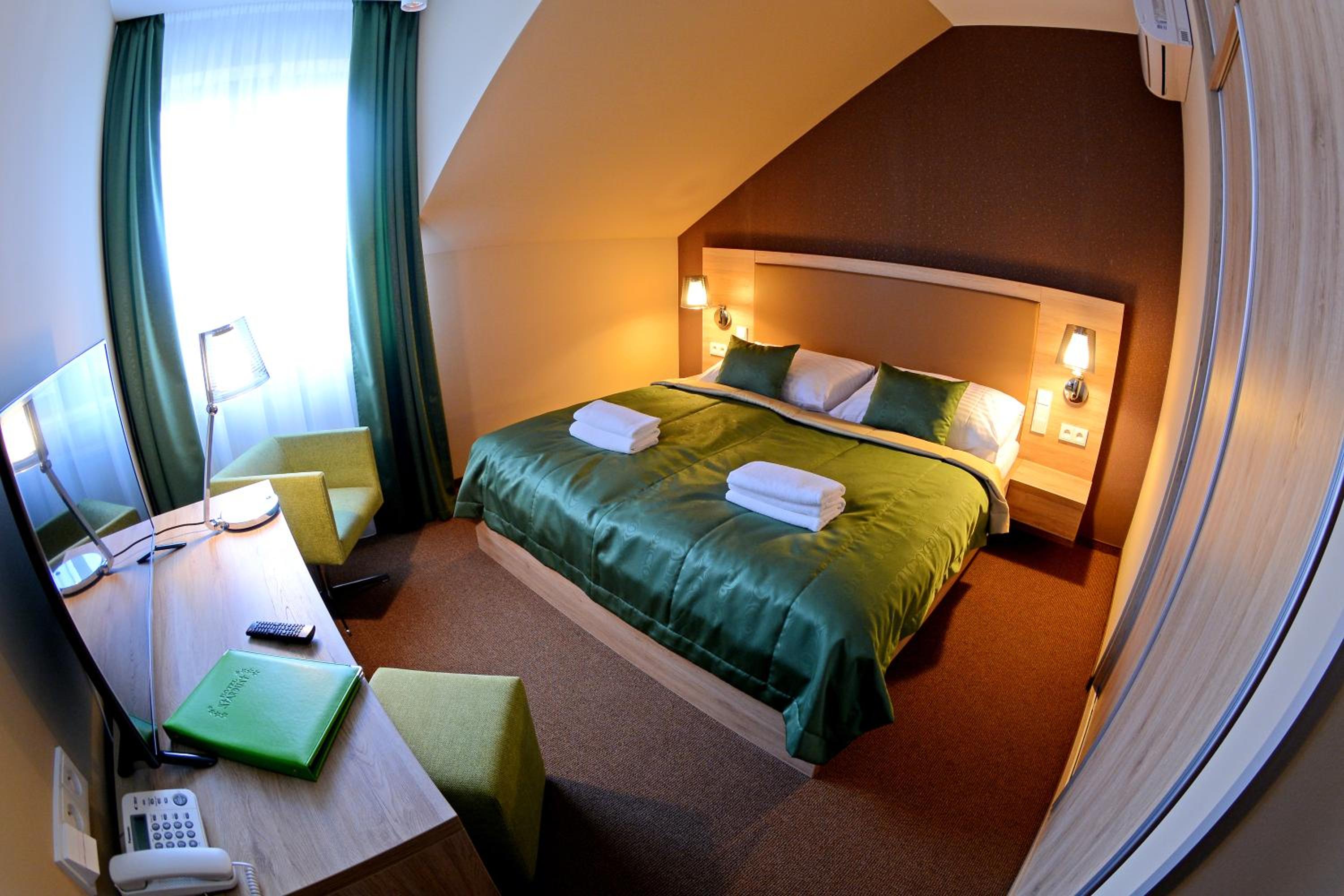 Deluxe Double Room - Photo 4