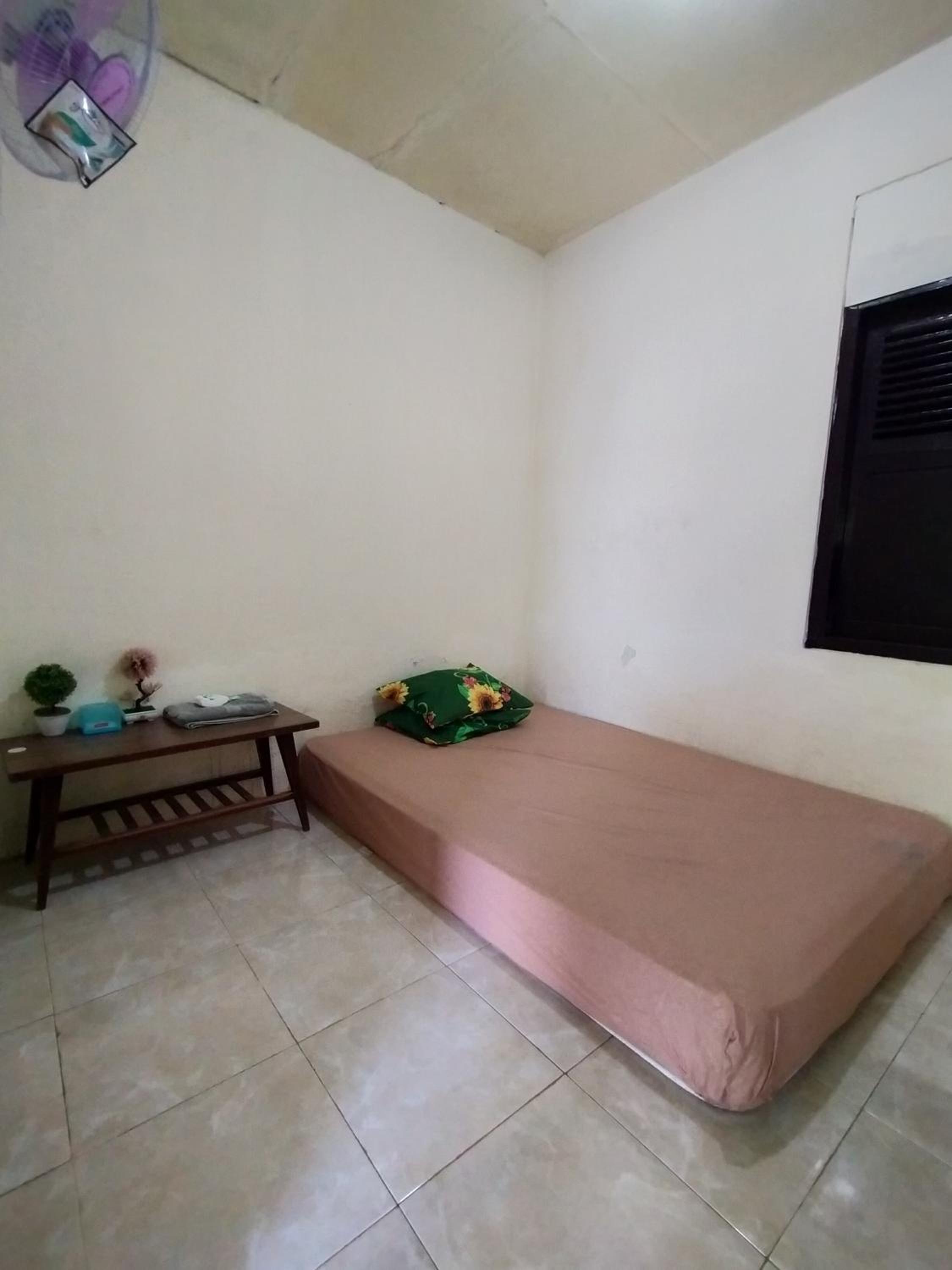 Budget Double Room photo 3
