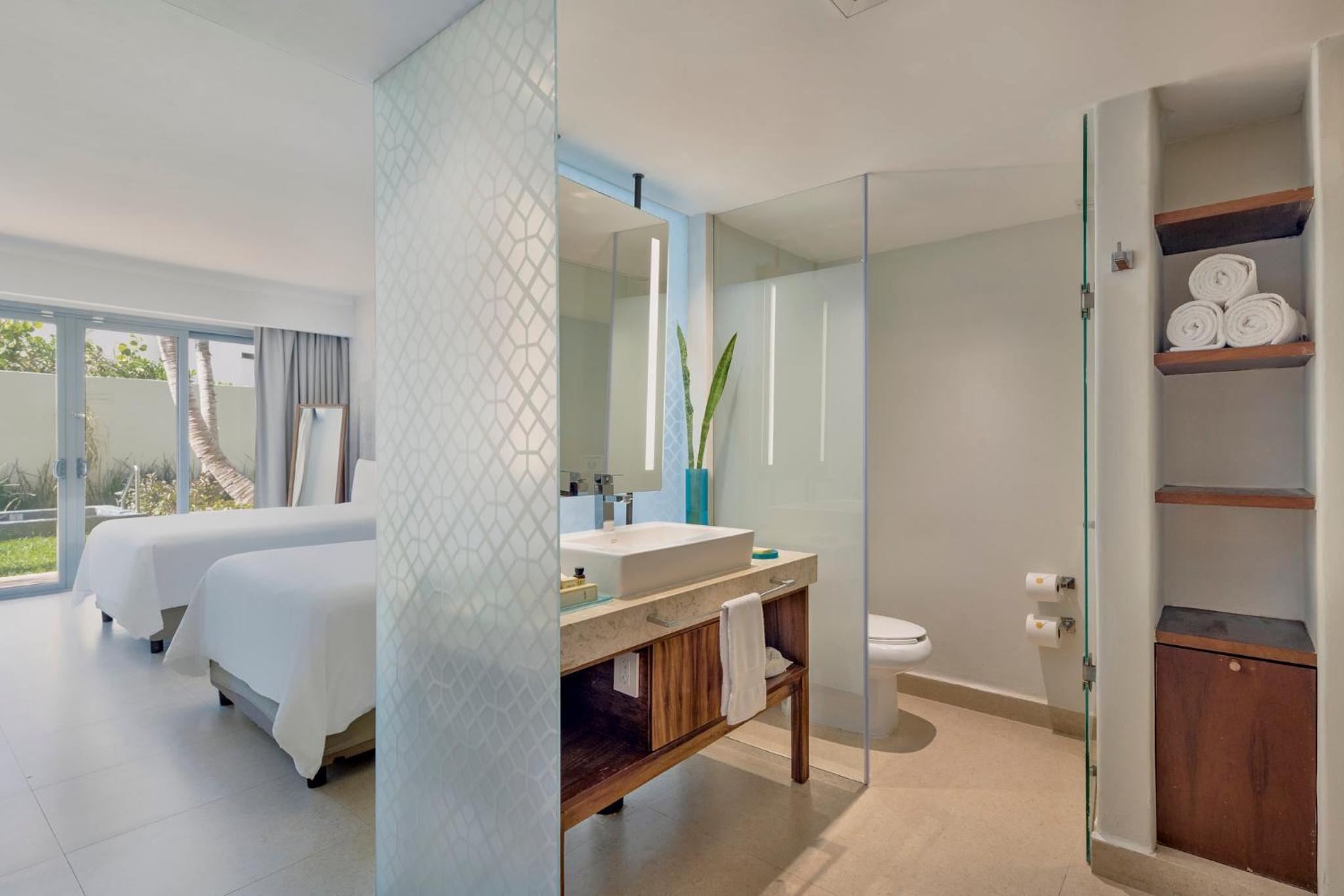 Premium Room with Plunge Pool 2 Double - Photo 8