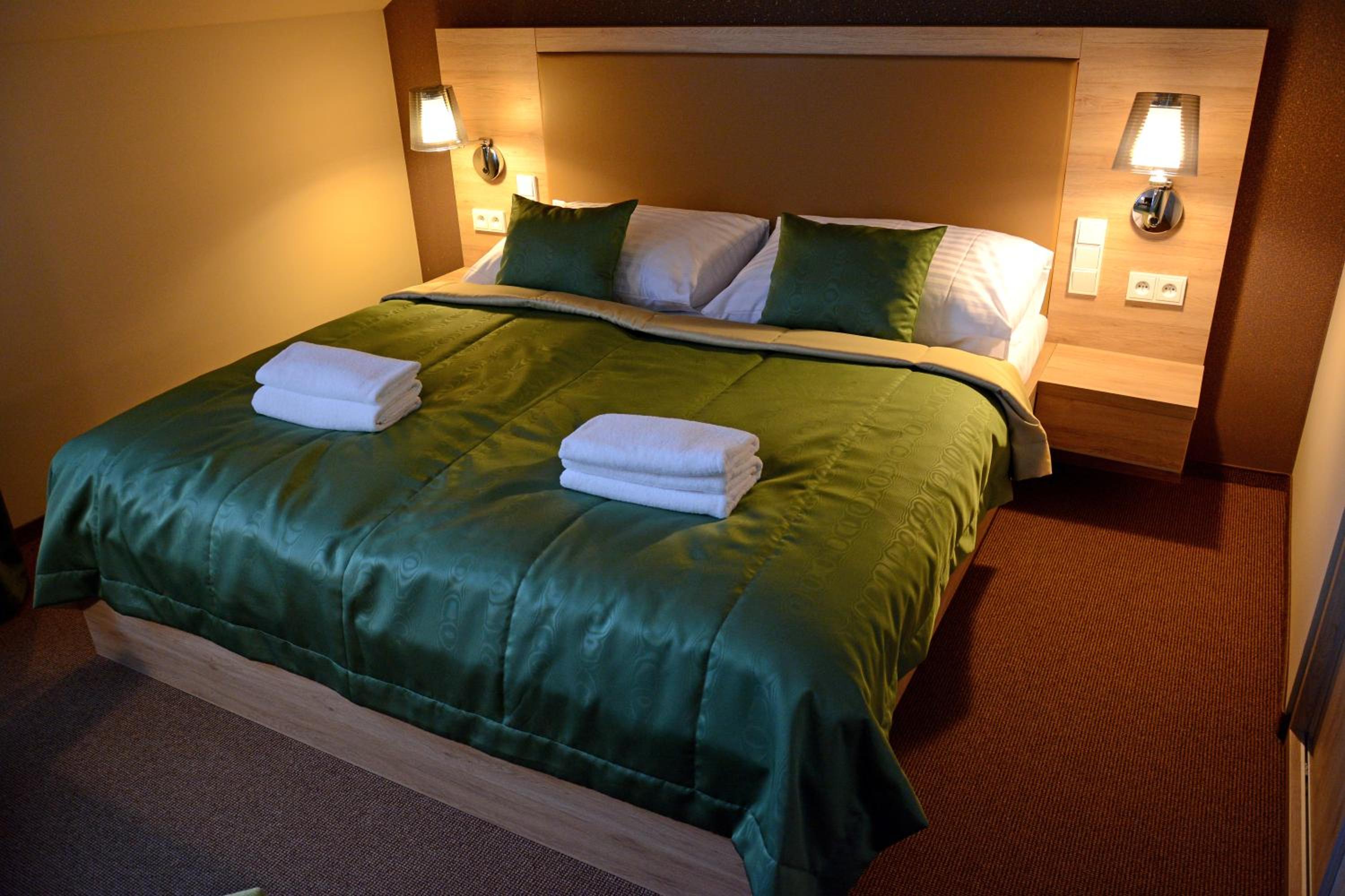 Deluxe Double Room - Photo 2
