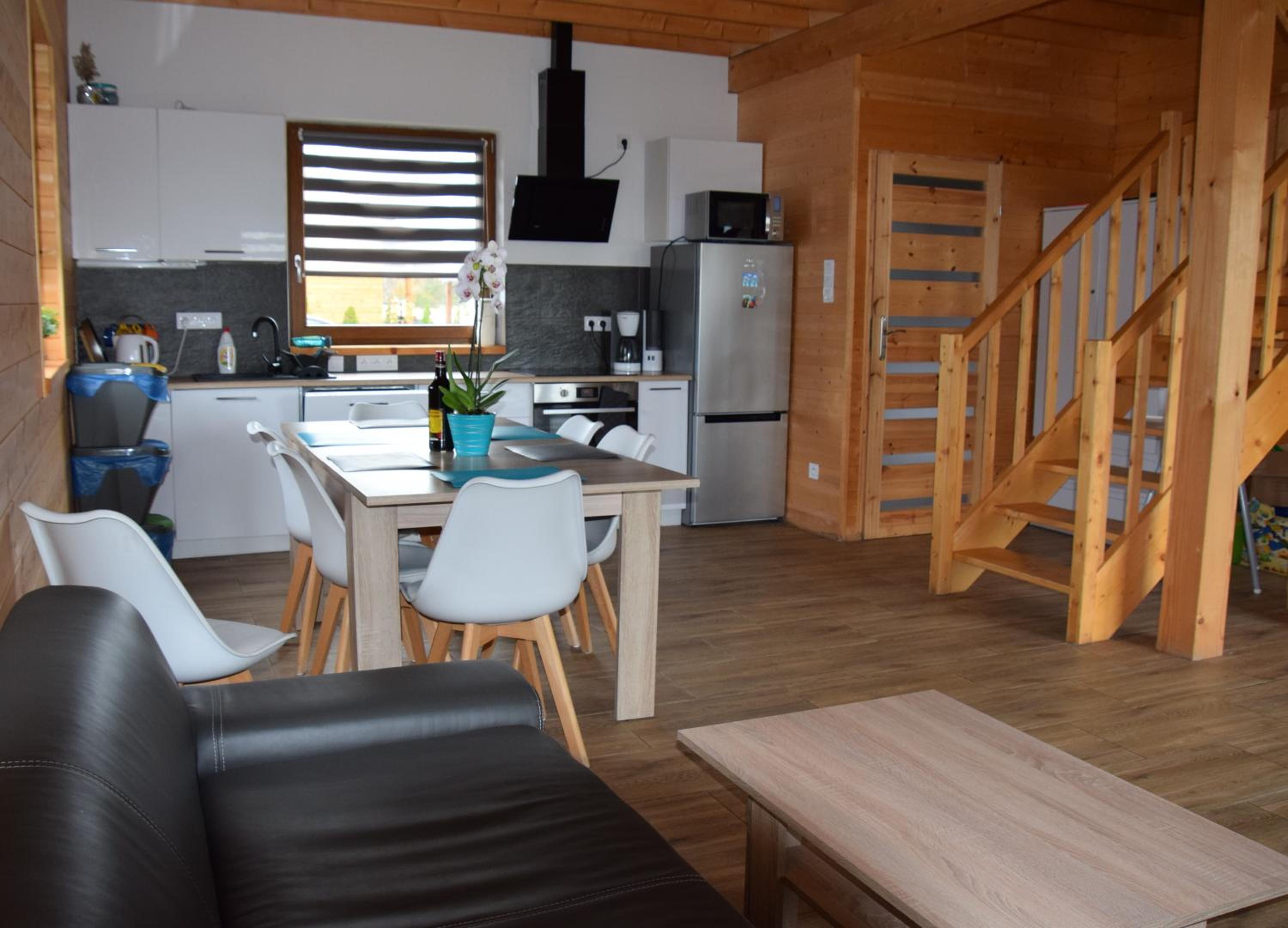 Three-Bedroom House photo 2
