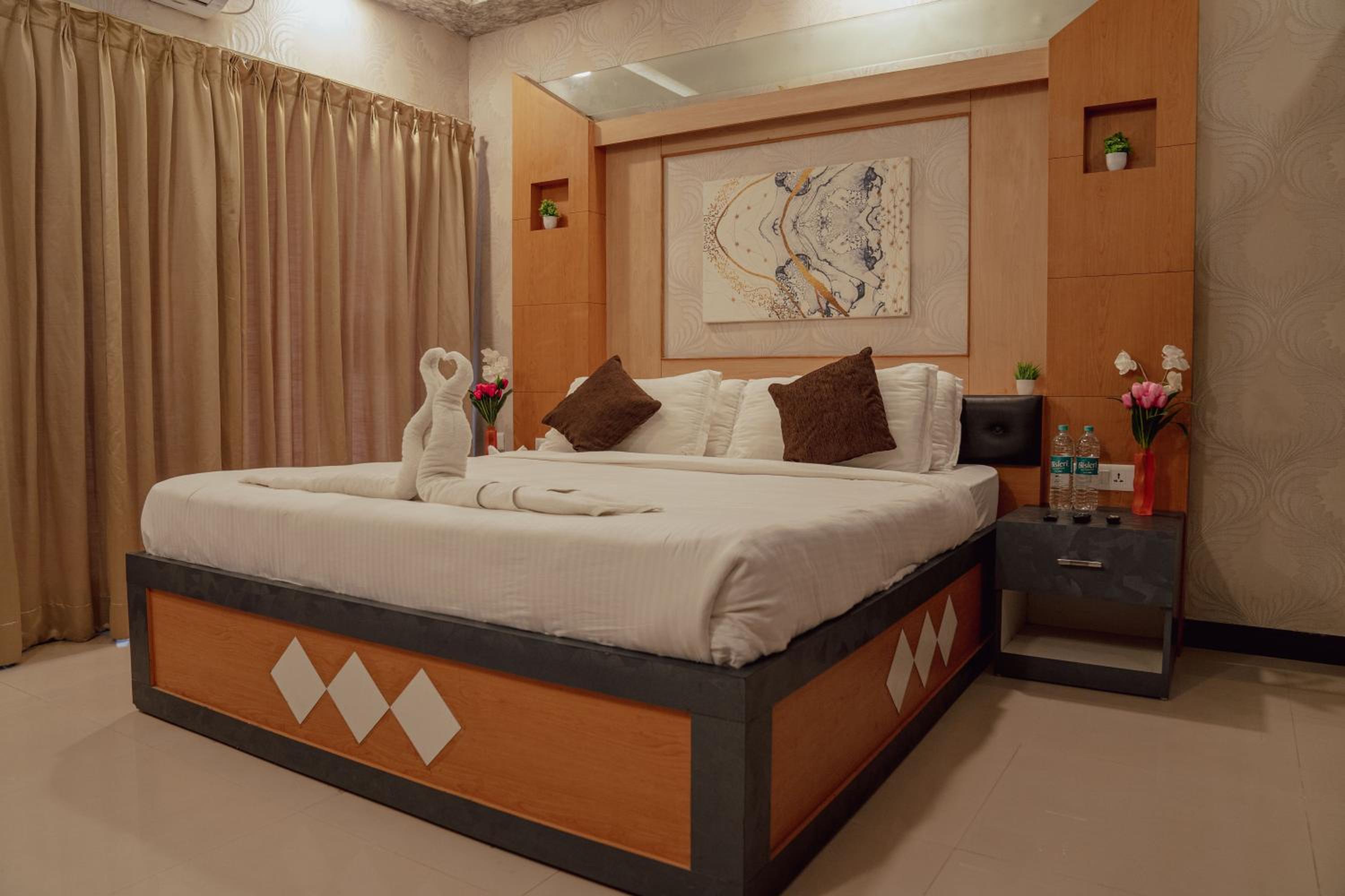 Two-Bedroom Apartment - Photo 12