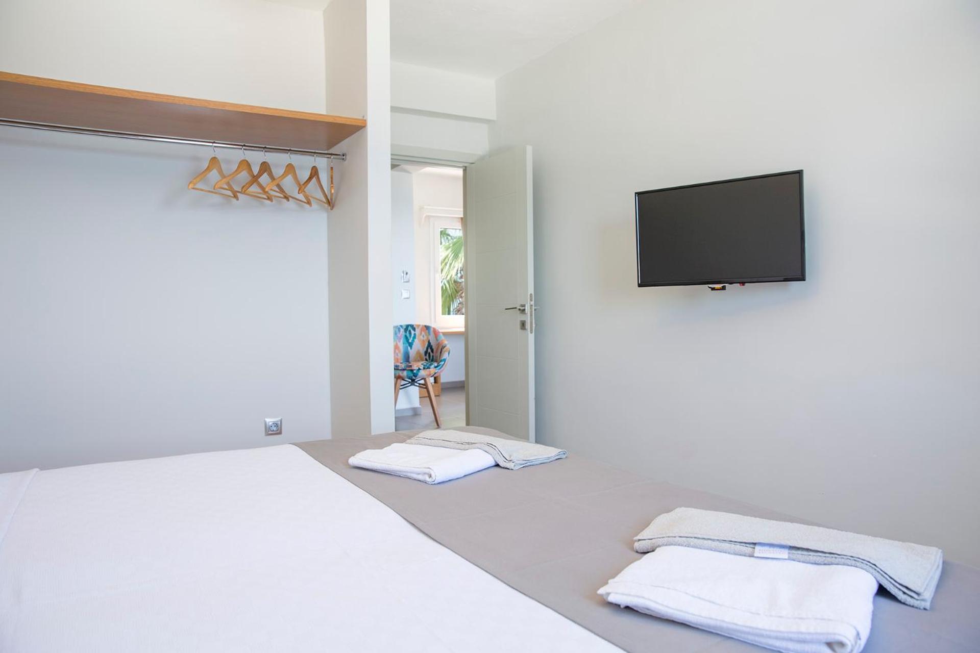 Standard Double Room - Photo 1