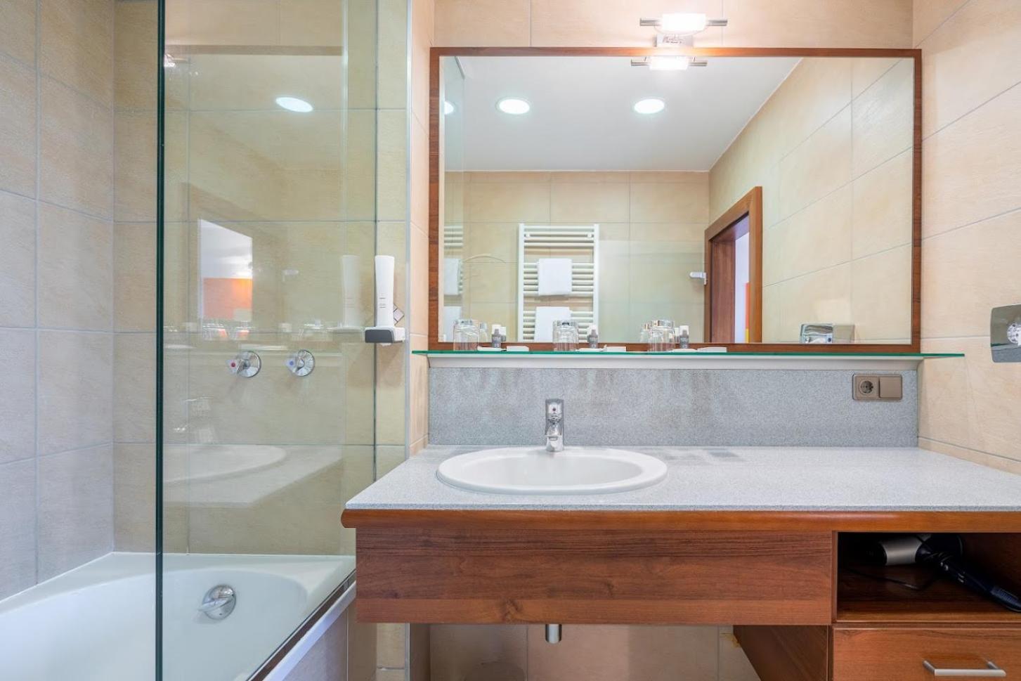Superior Double Room - Photo 3