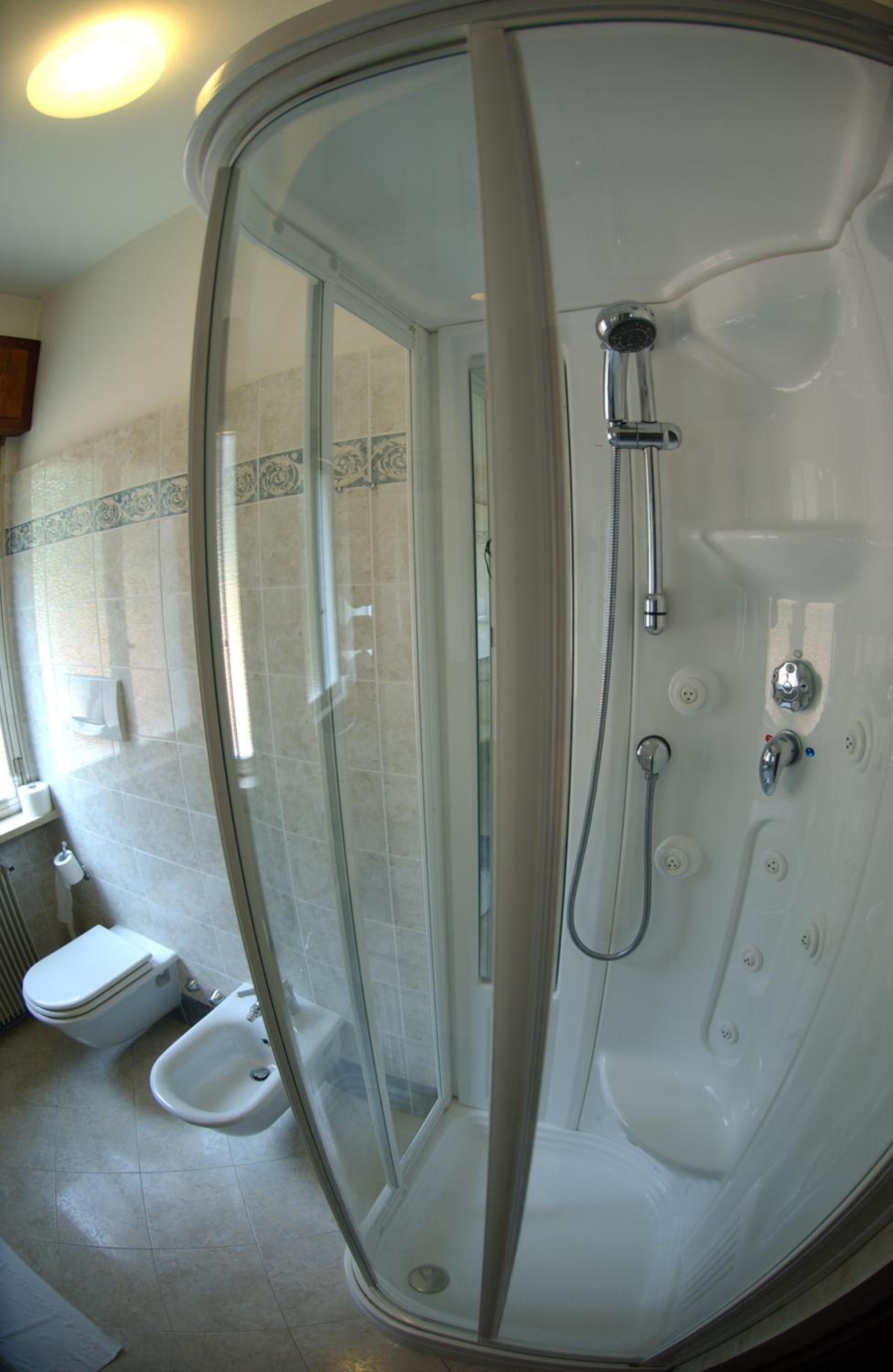 Classic Double or Twin Room - Photo 5