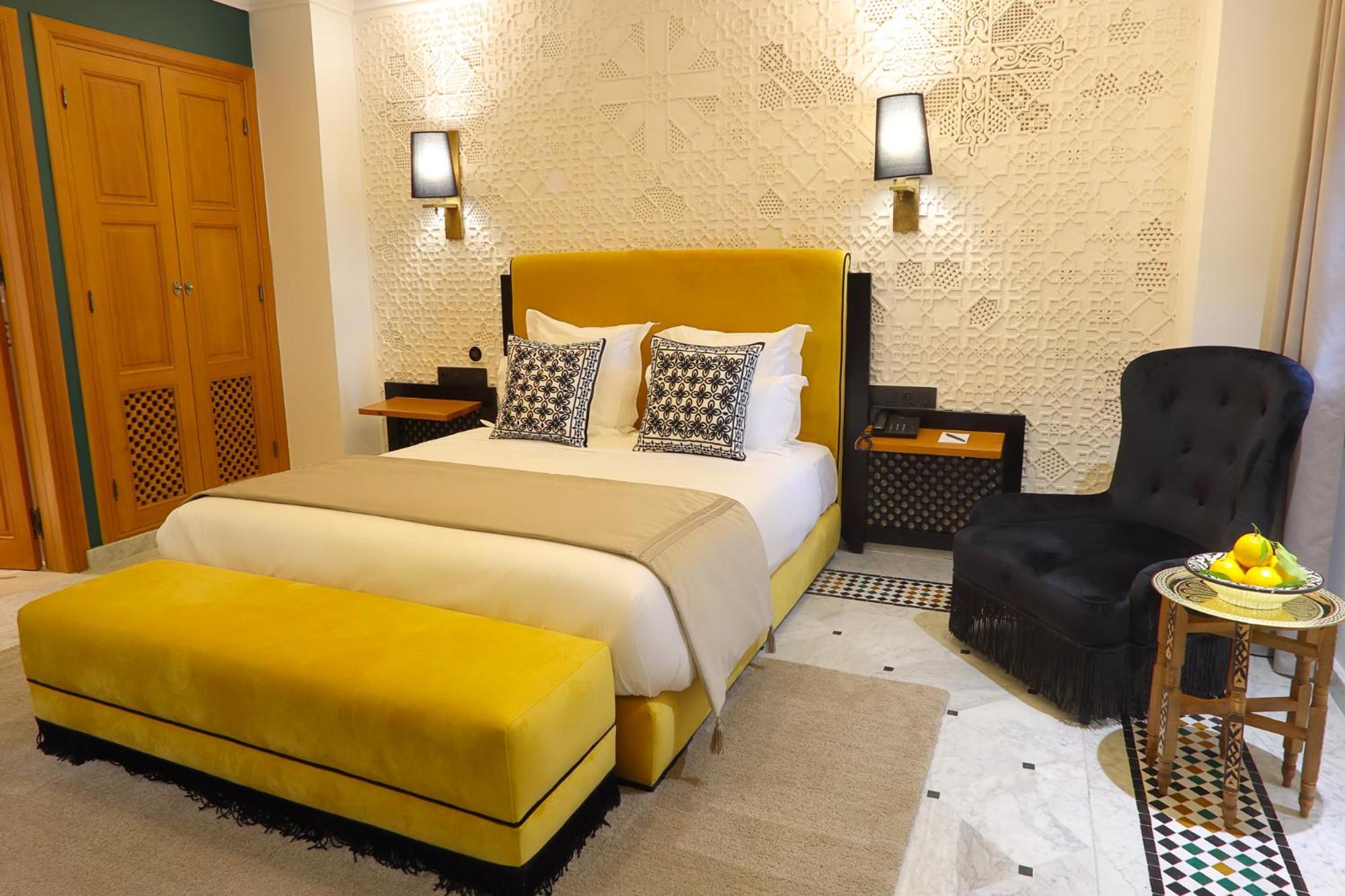 Deluxe Room - Photo 6