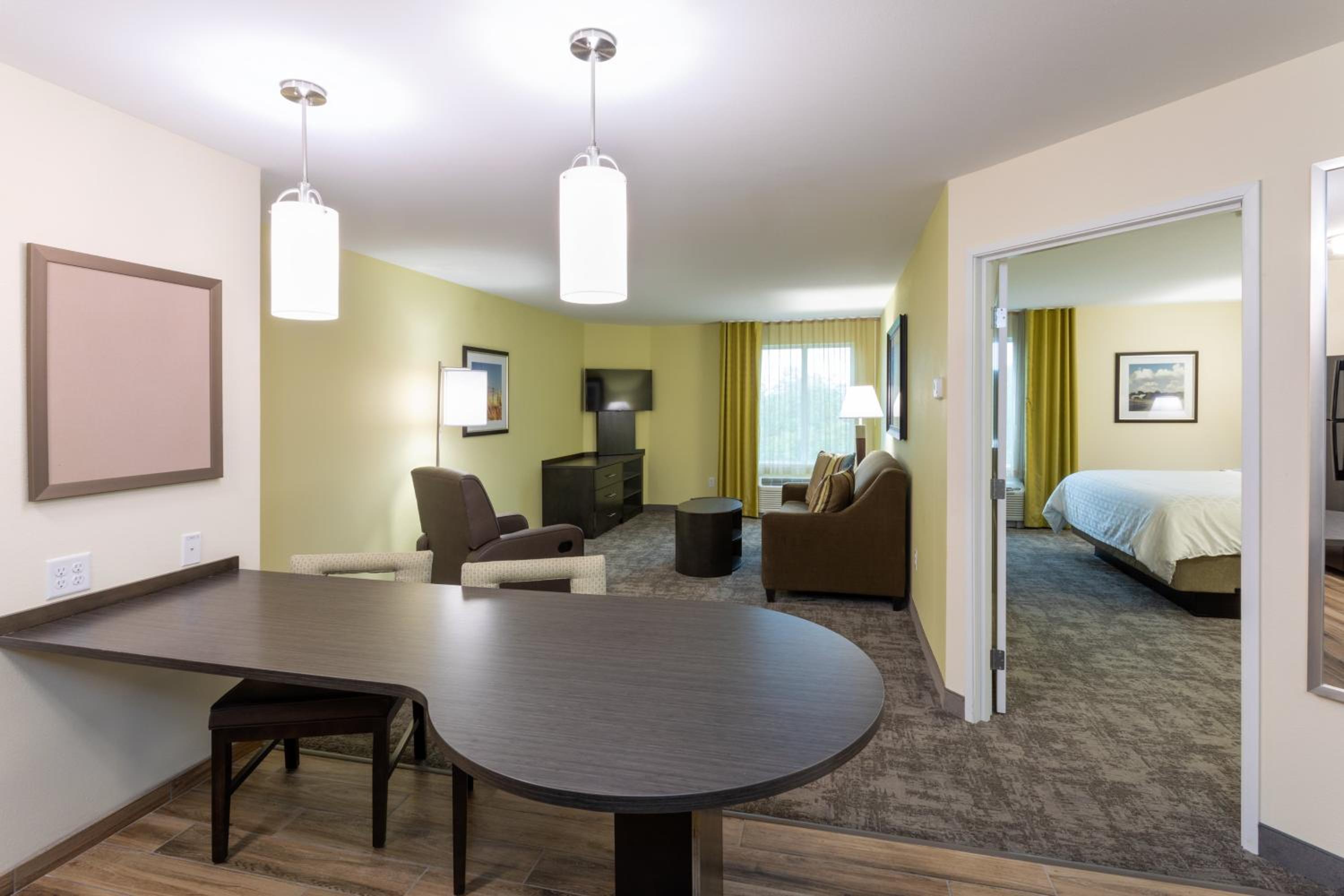 One-Bedroom King Suite - Disability Access Hearing Accessible