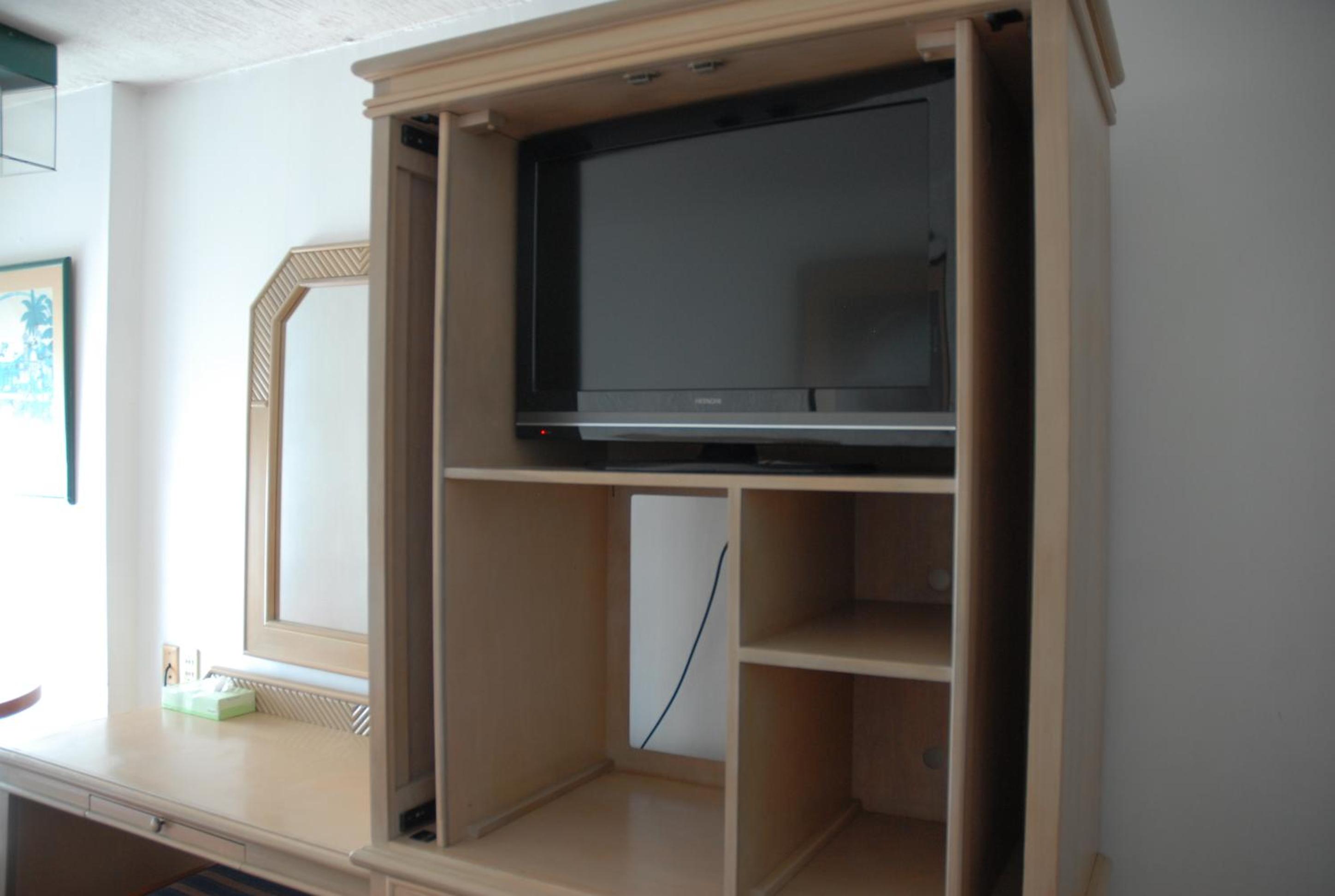 Standard Room with 2 Double Beds - Photo 1
