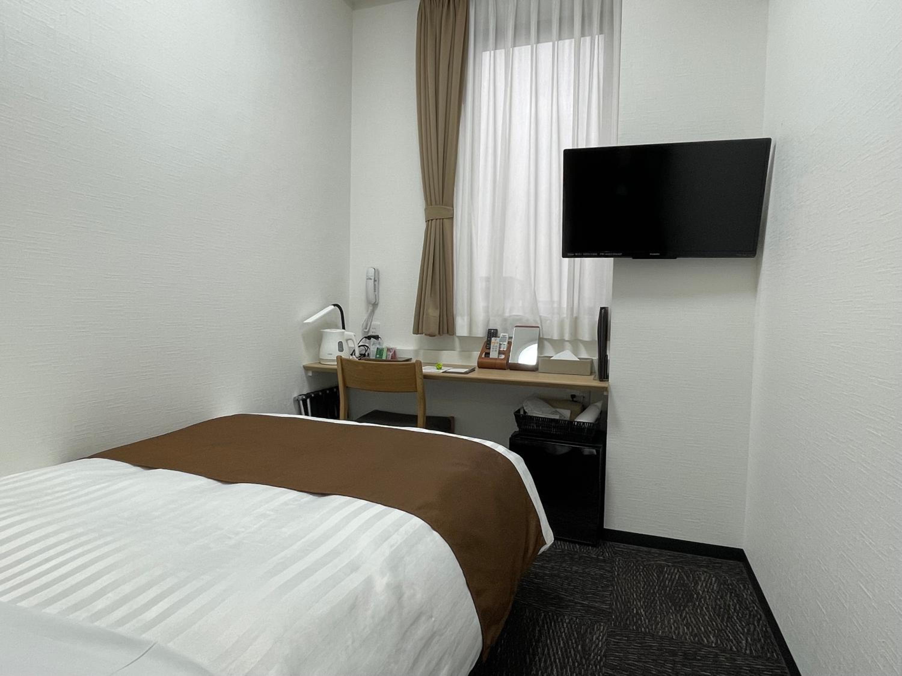Economy Double Room photo 2