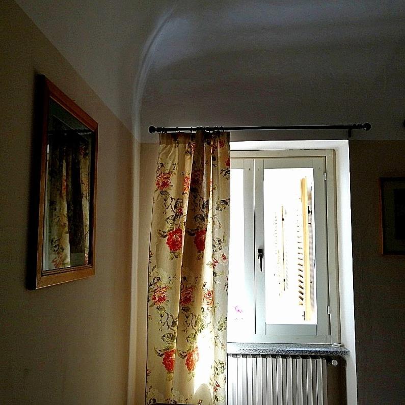 Two-Bedroom House - Photo 2