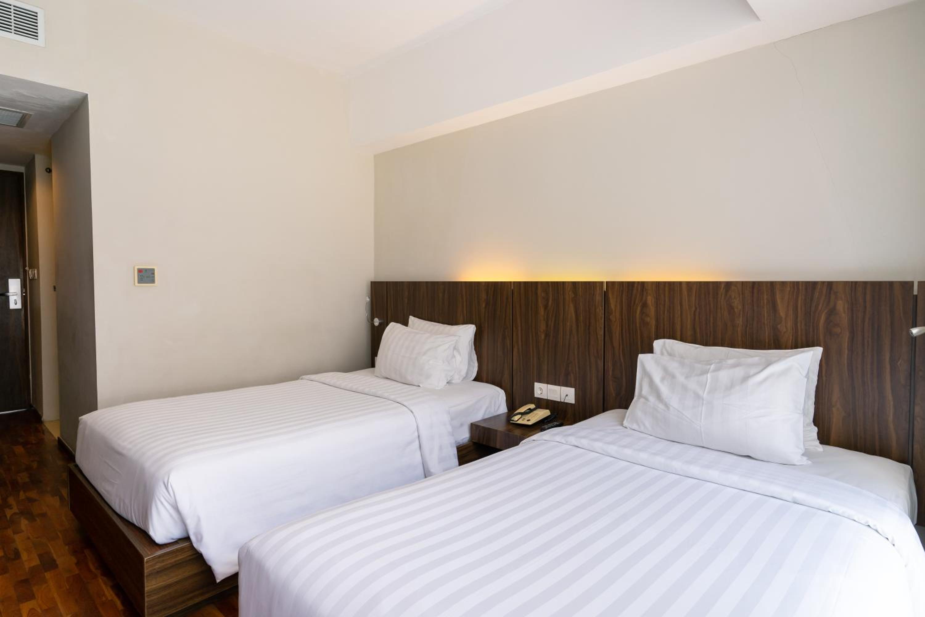Superior Twin Room photo 2