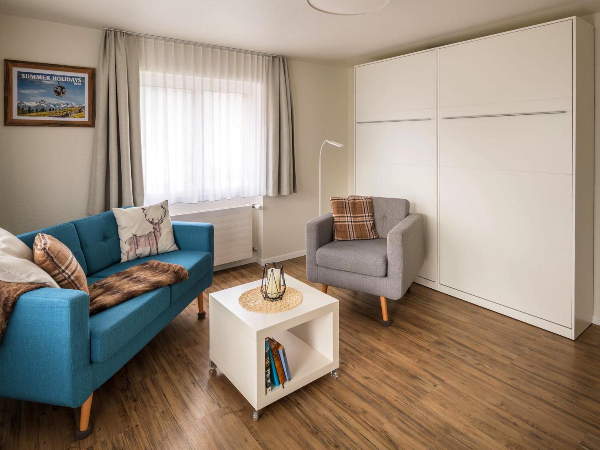 One-Bedroom Apartment with Terrace West photo 3