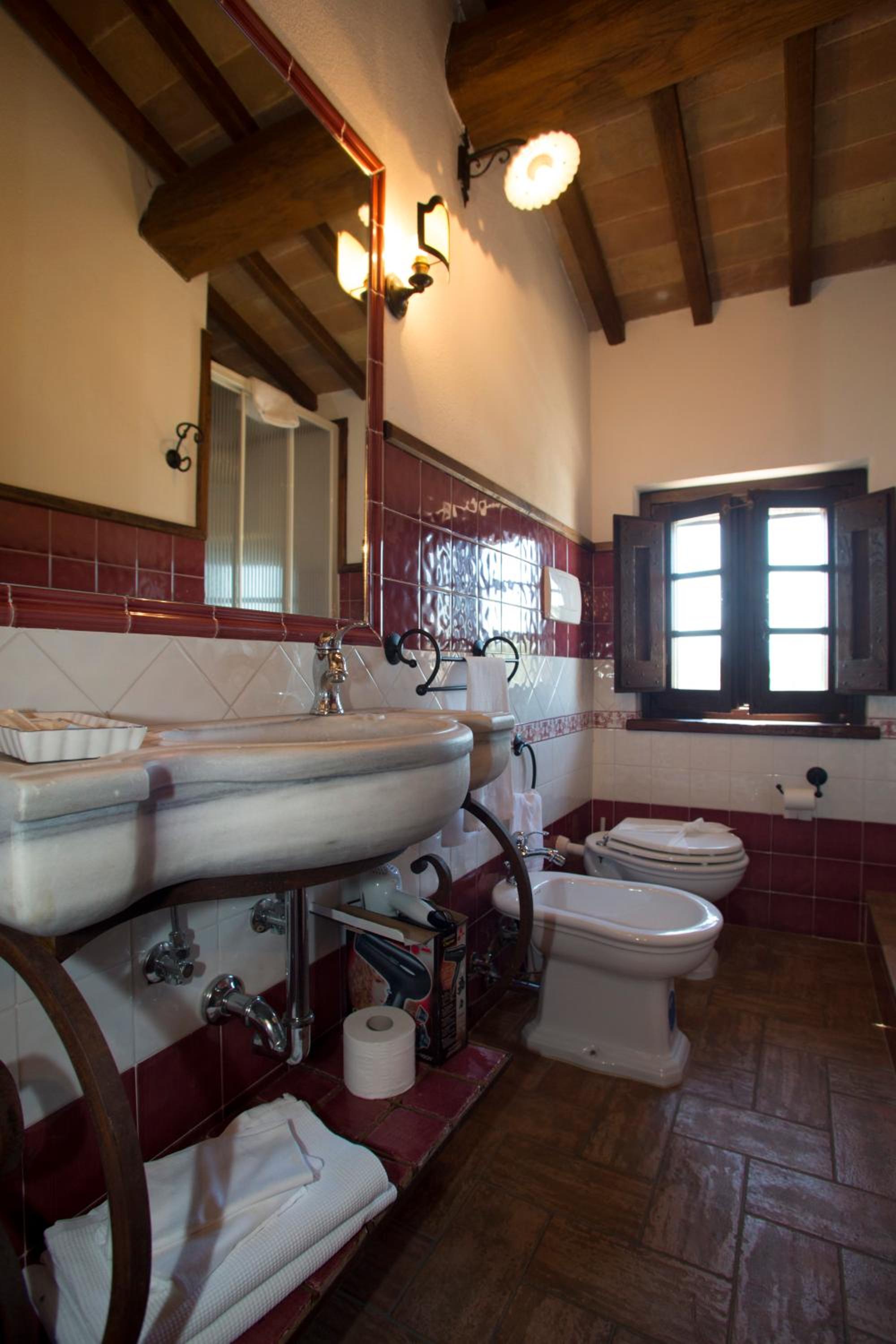 Maisonette - Photo 2