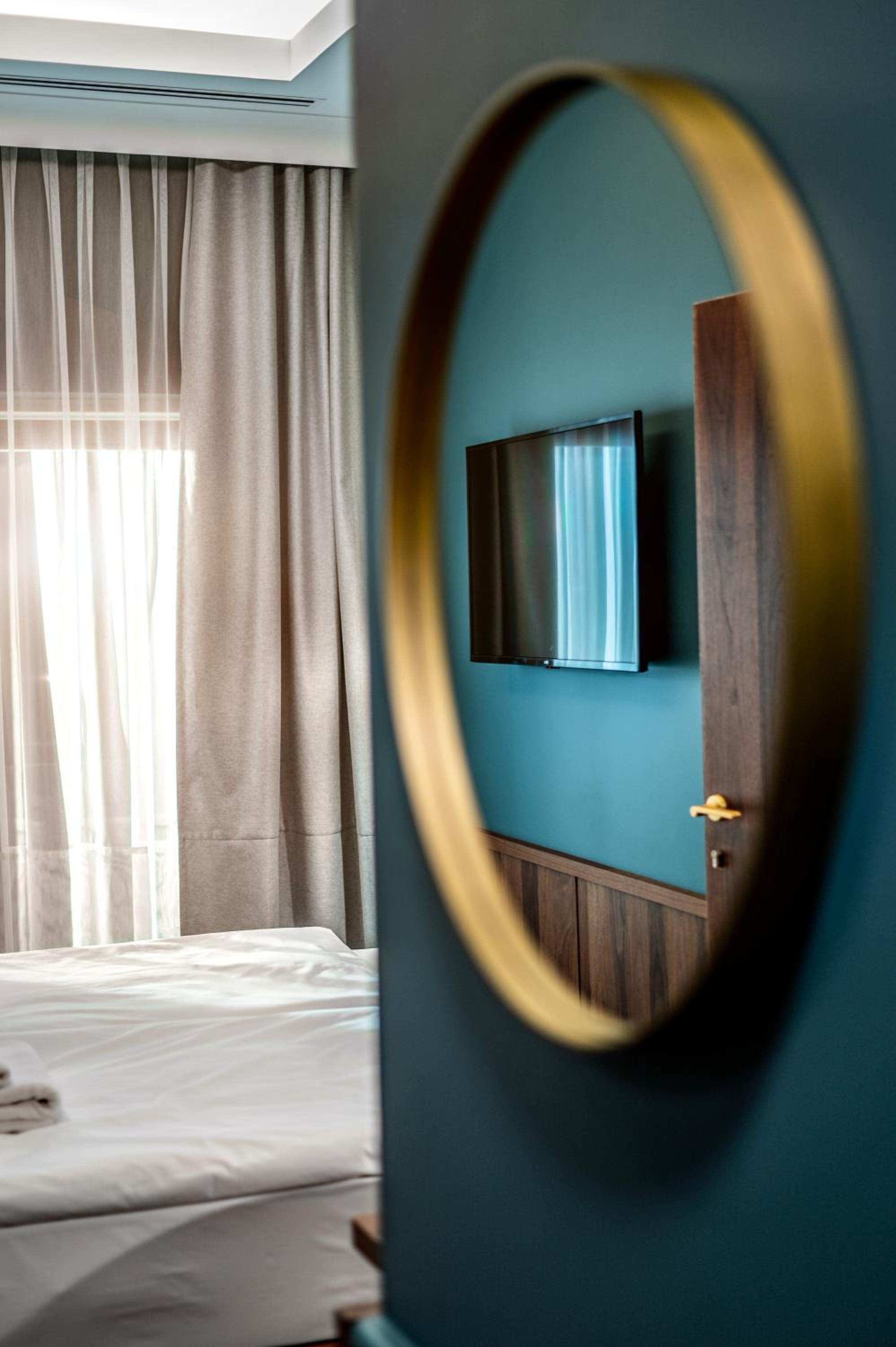 Superior Double or Twin Room - Photo 6