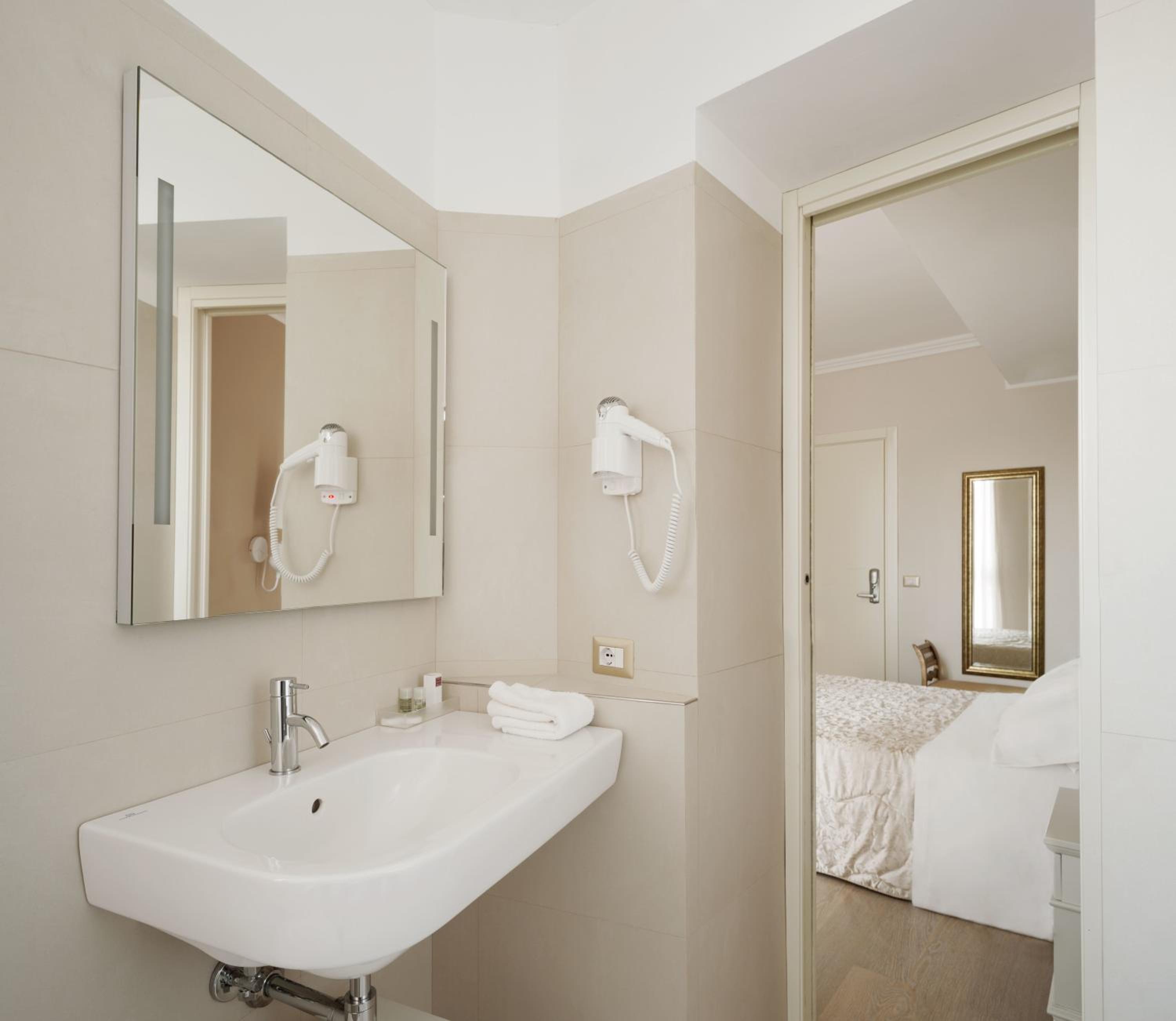 Superior Double Room - Annex photo 3