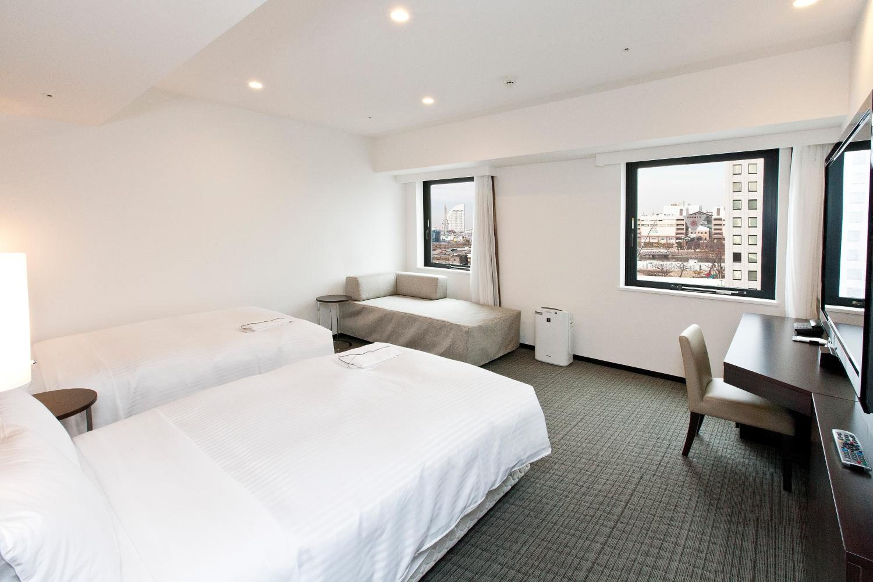 Premium + Sofa Twin Room - Non-Smoking photo 1