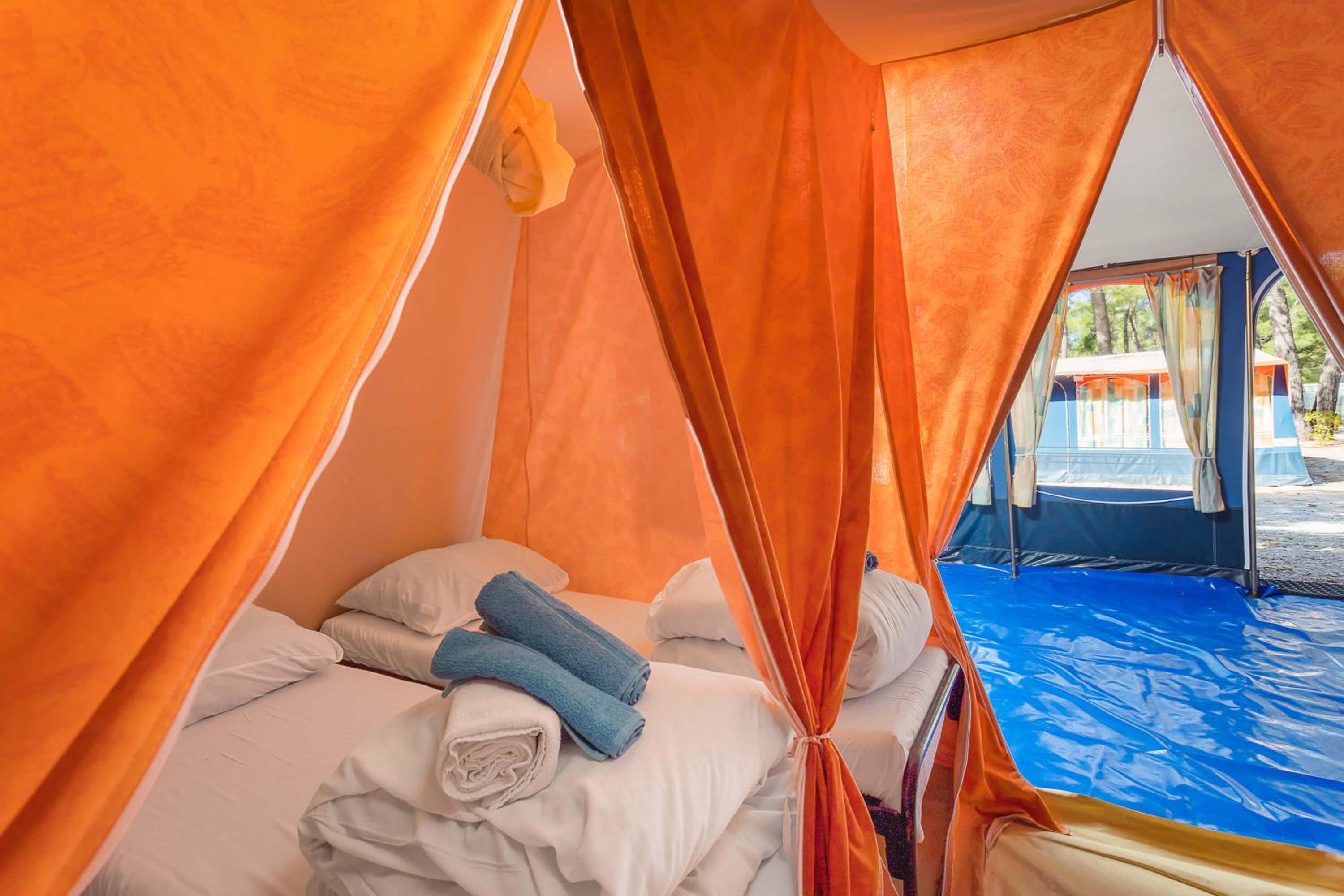 Bungalow Tent