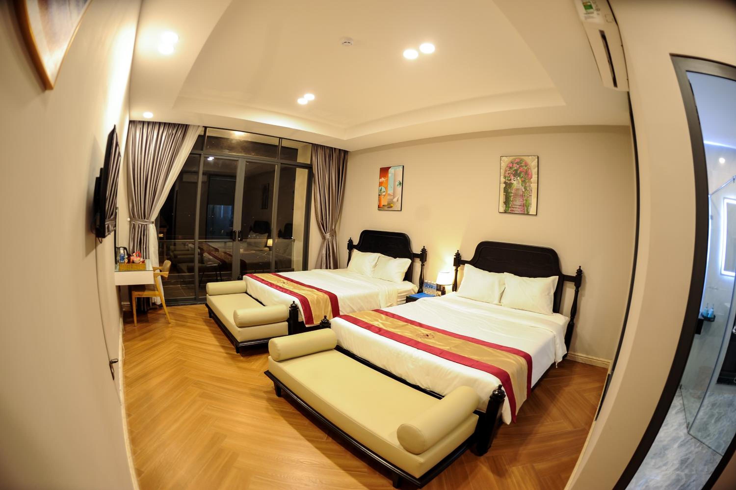 Quadruple Room - Photo 14