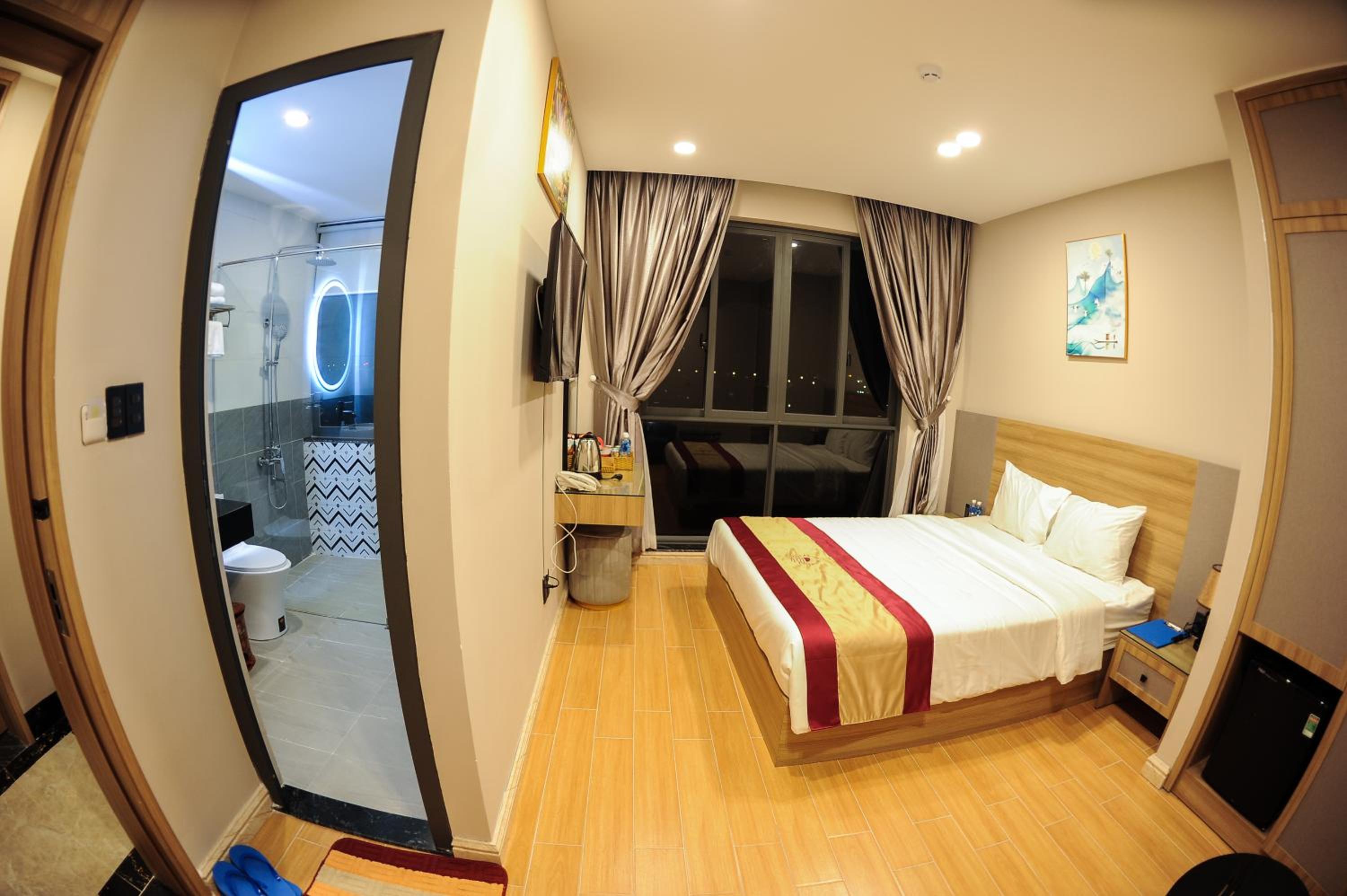 Double Room - Photo 3