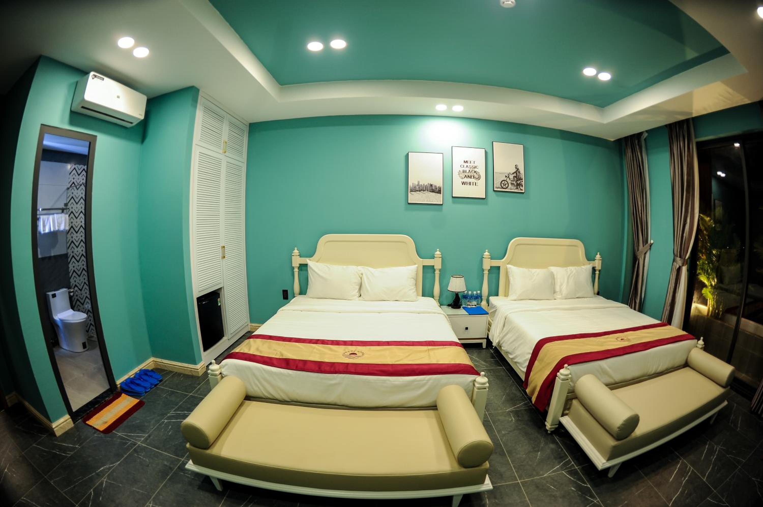 Quadruple Room - Photo 3