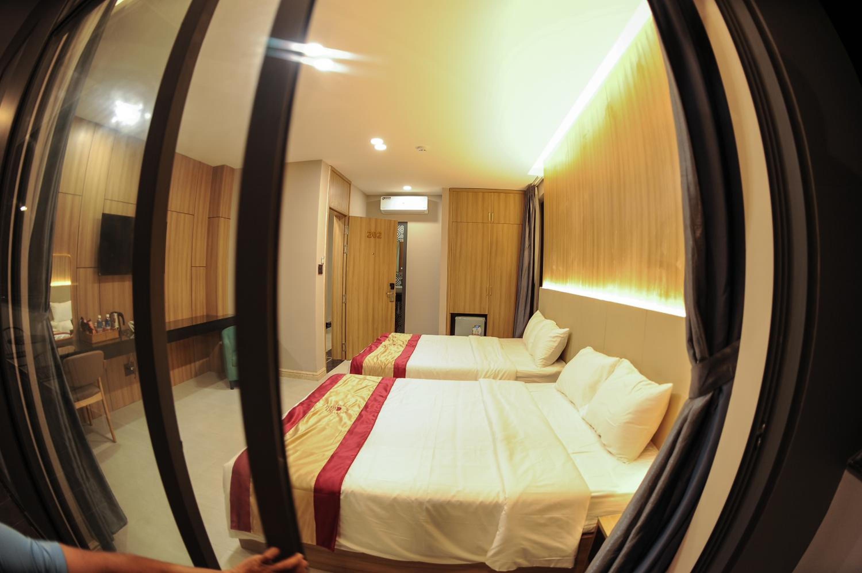 Quadruple Room - Photo 5