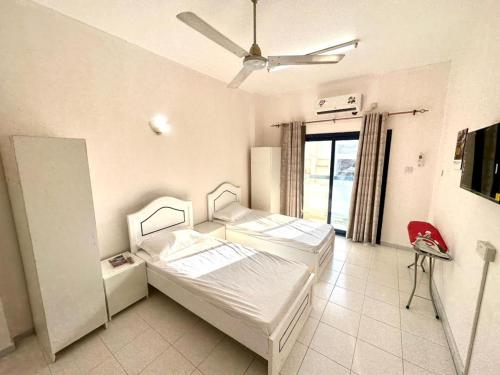 Double Room with Shared Bathroom photo 1