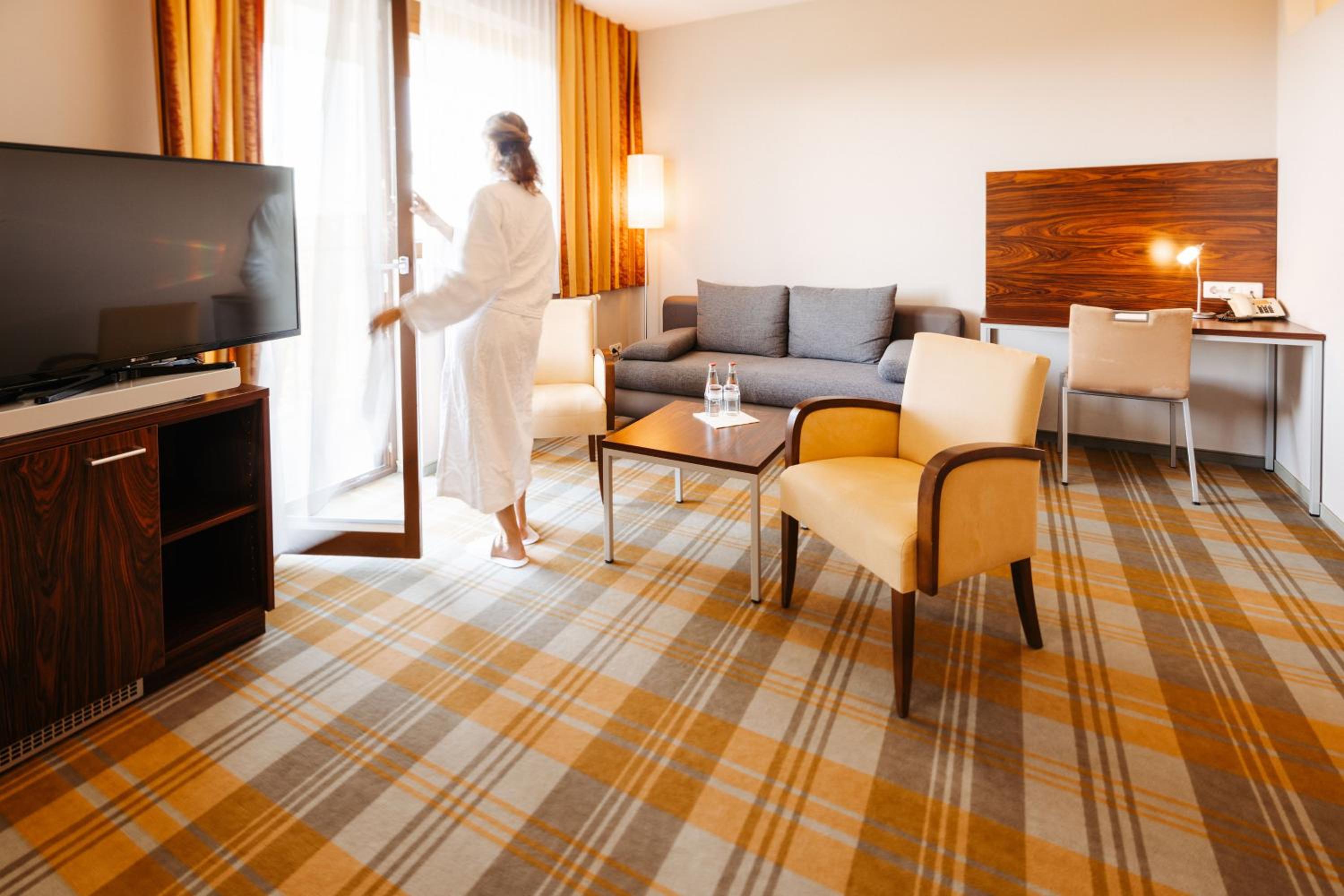Superior Double Room with Mountain View - Photo 8